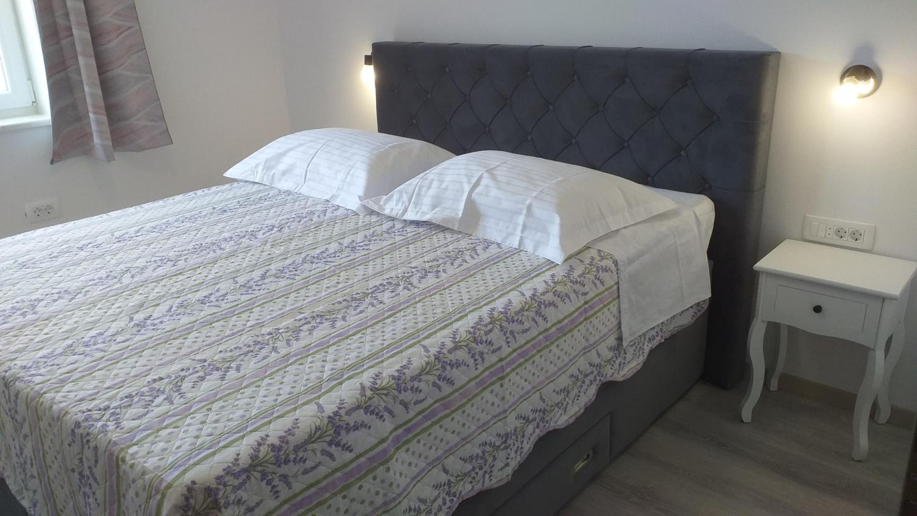 APARTMAN KARLA view 2