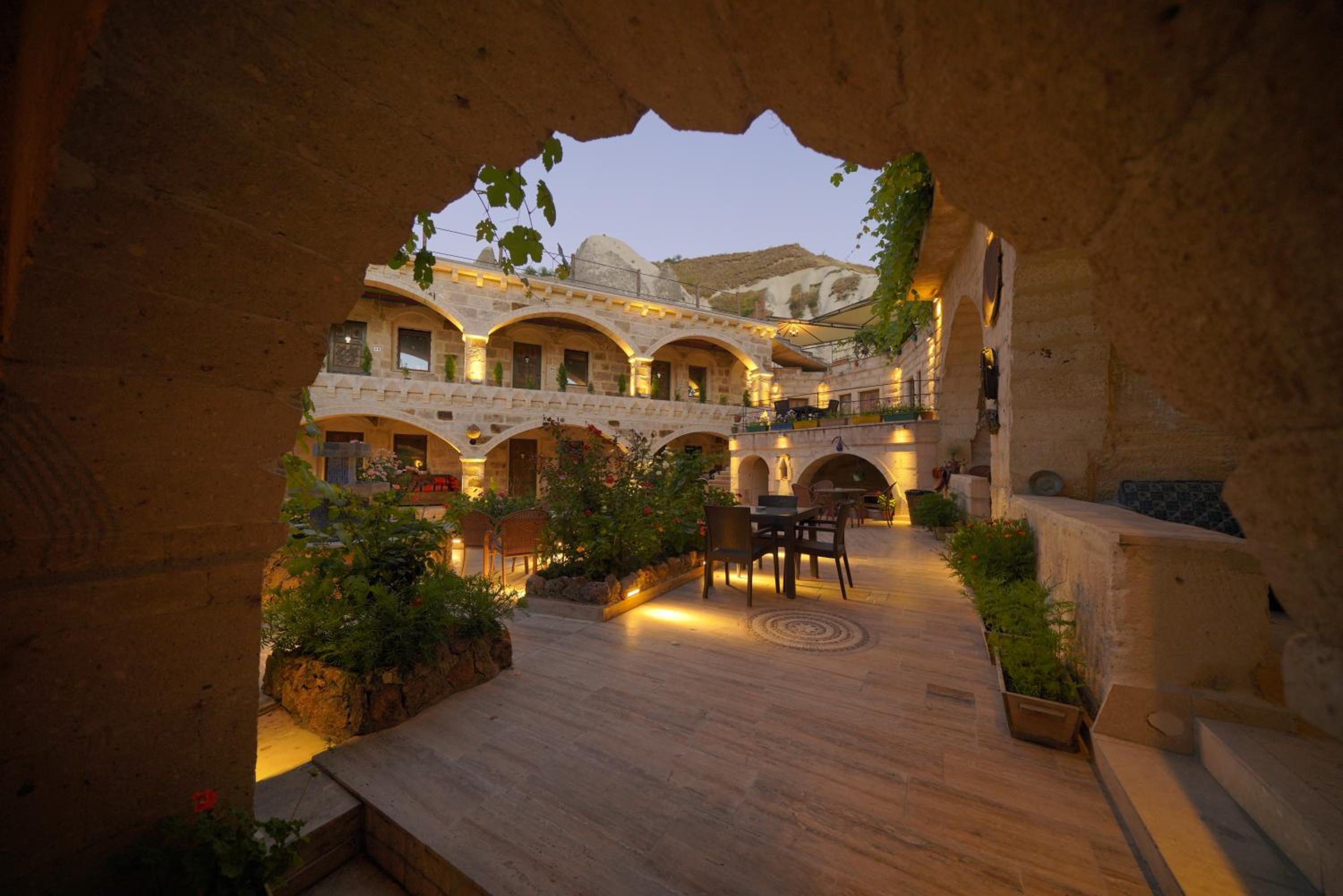 Kayatas Cave Suites - Image 130