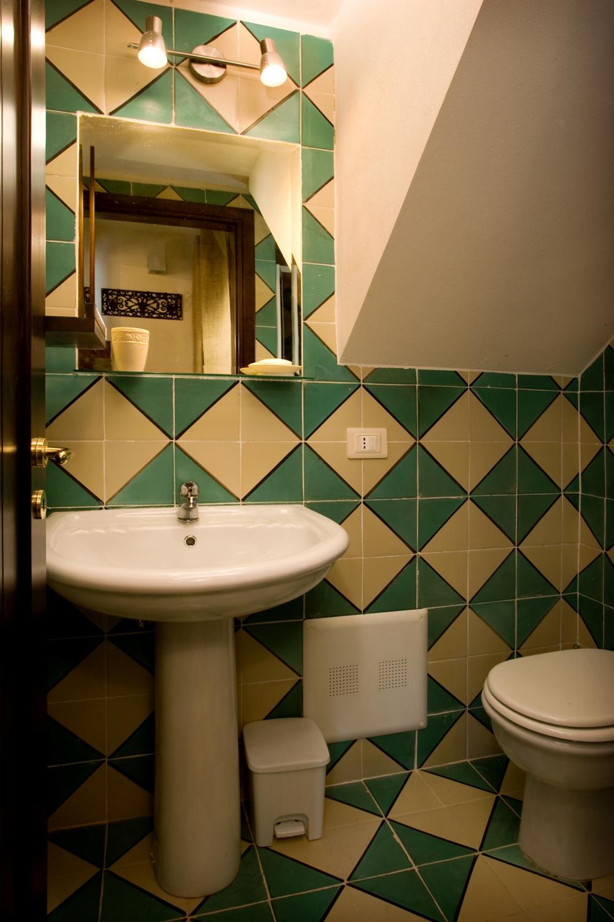 Photo 31