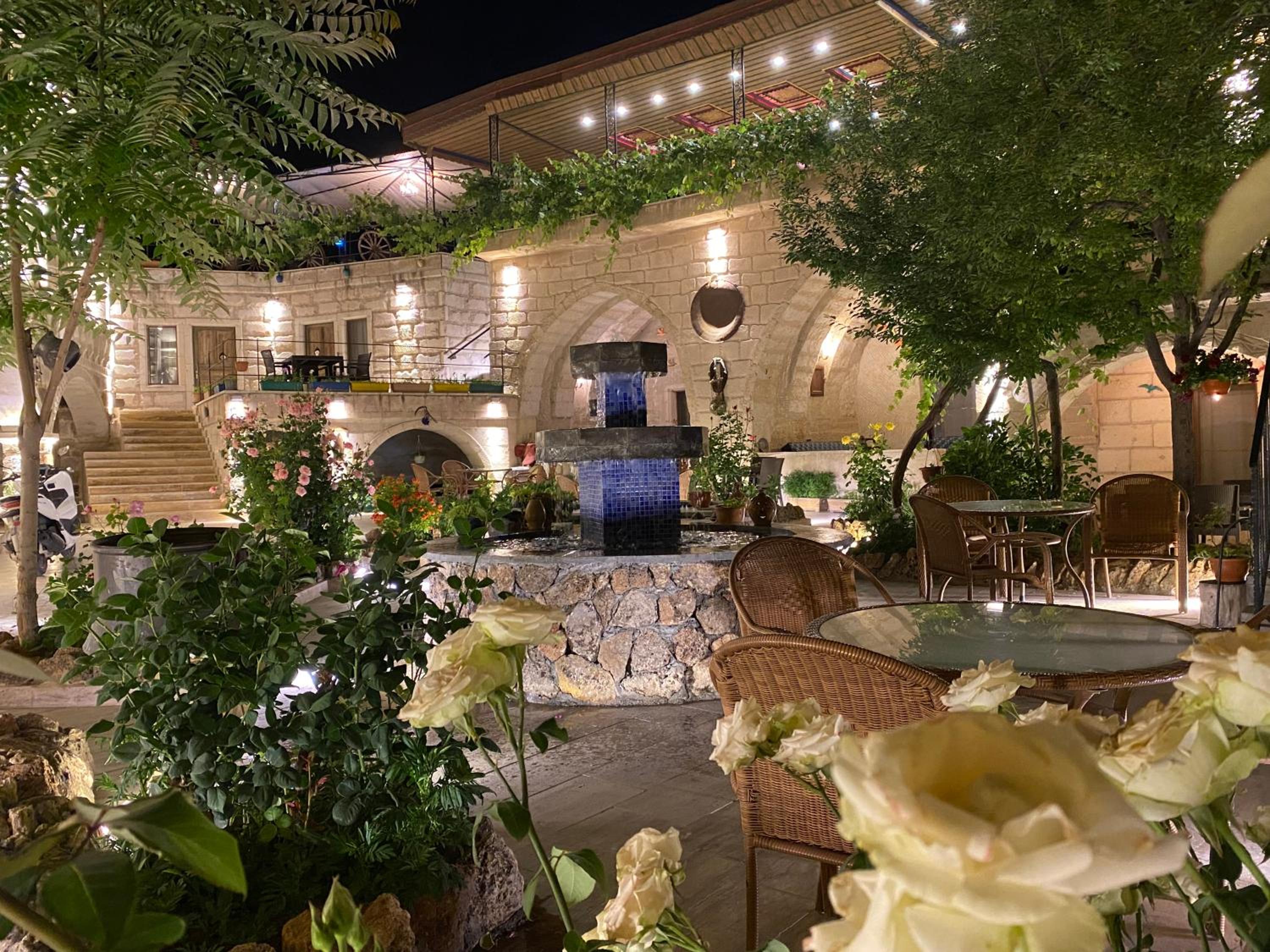 Kayatas Cave Suites - Image 133