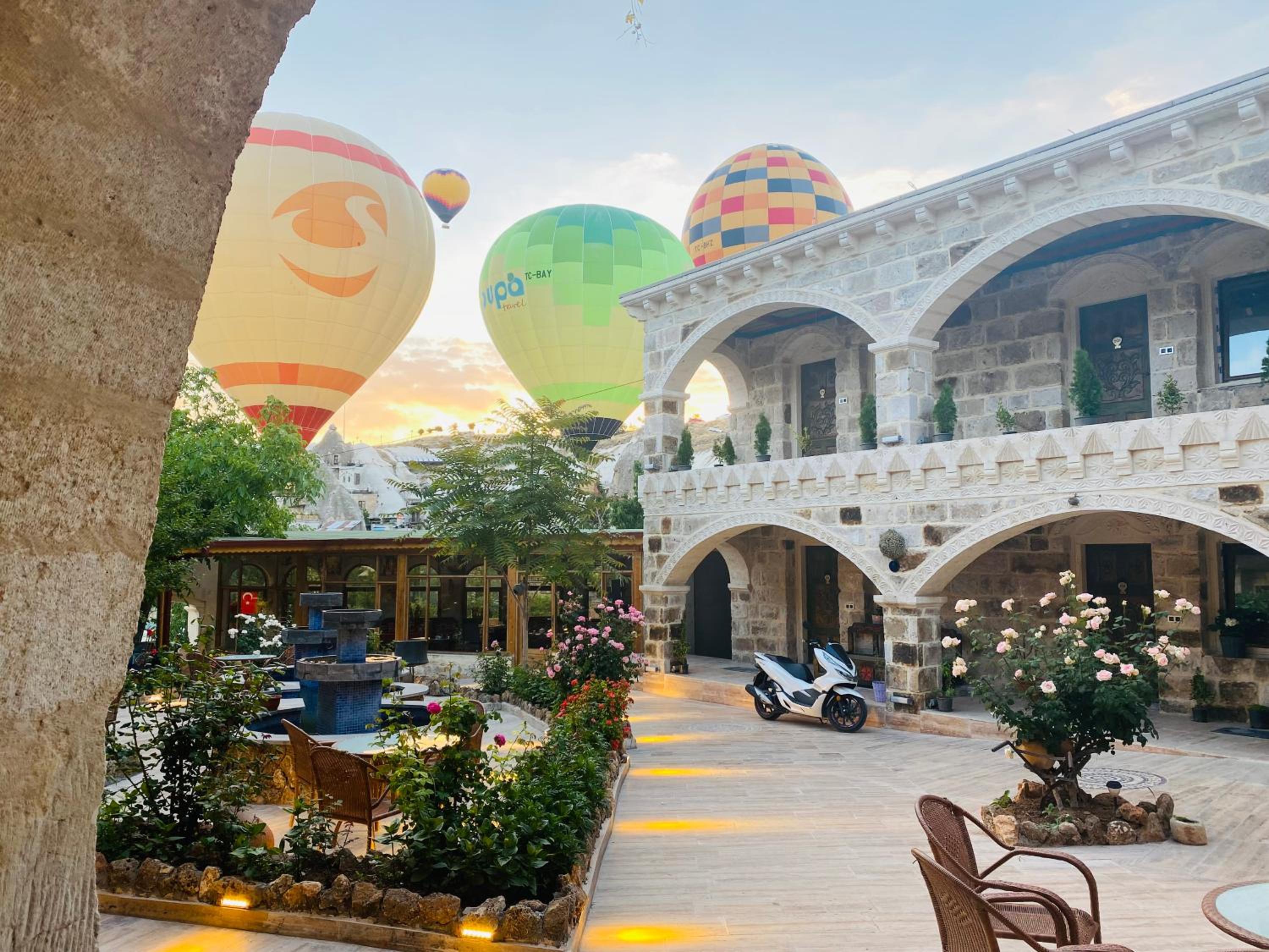 Kayatas Cave Suites - Image 114