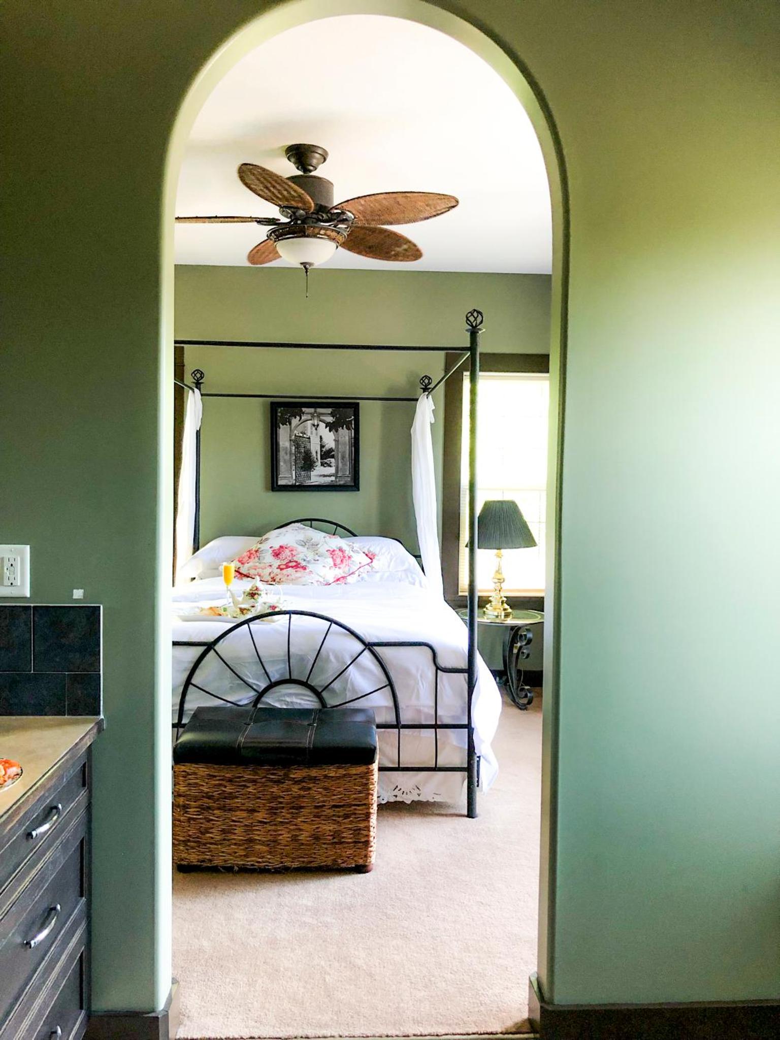 Wolf Creek Bed and Breakfast