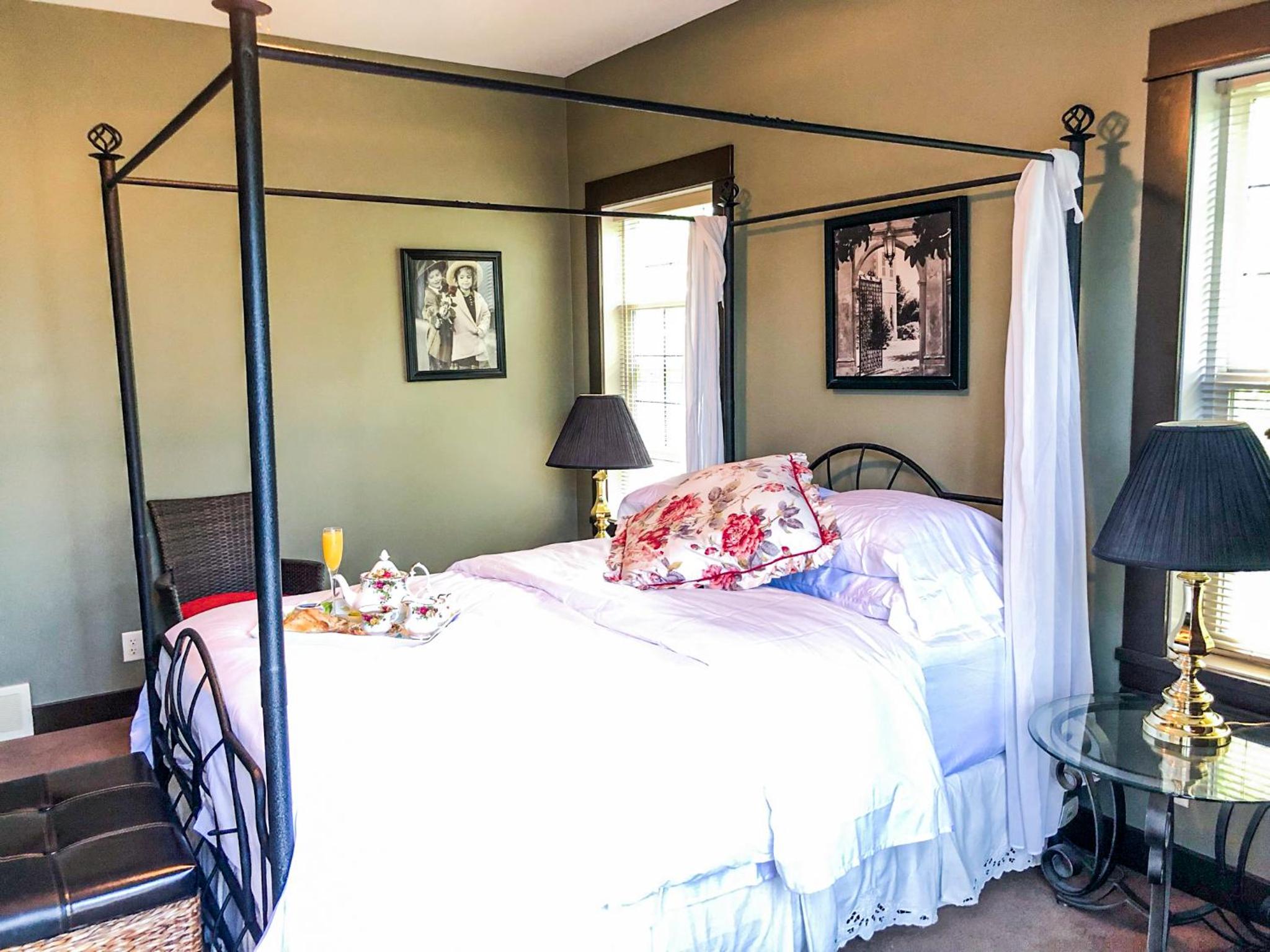 Wolf Creek Bed and Breakfast