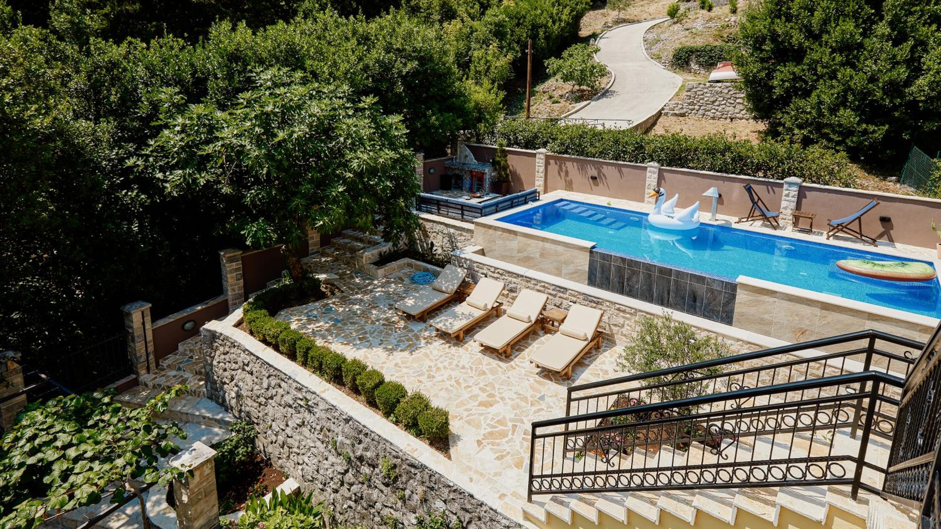Laurus Lux