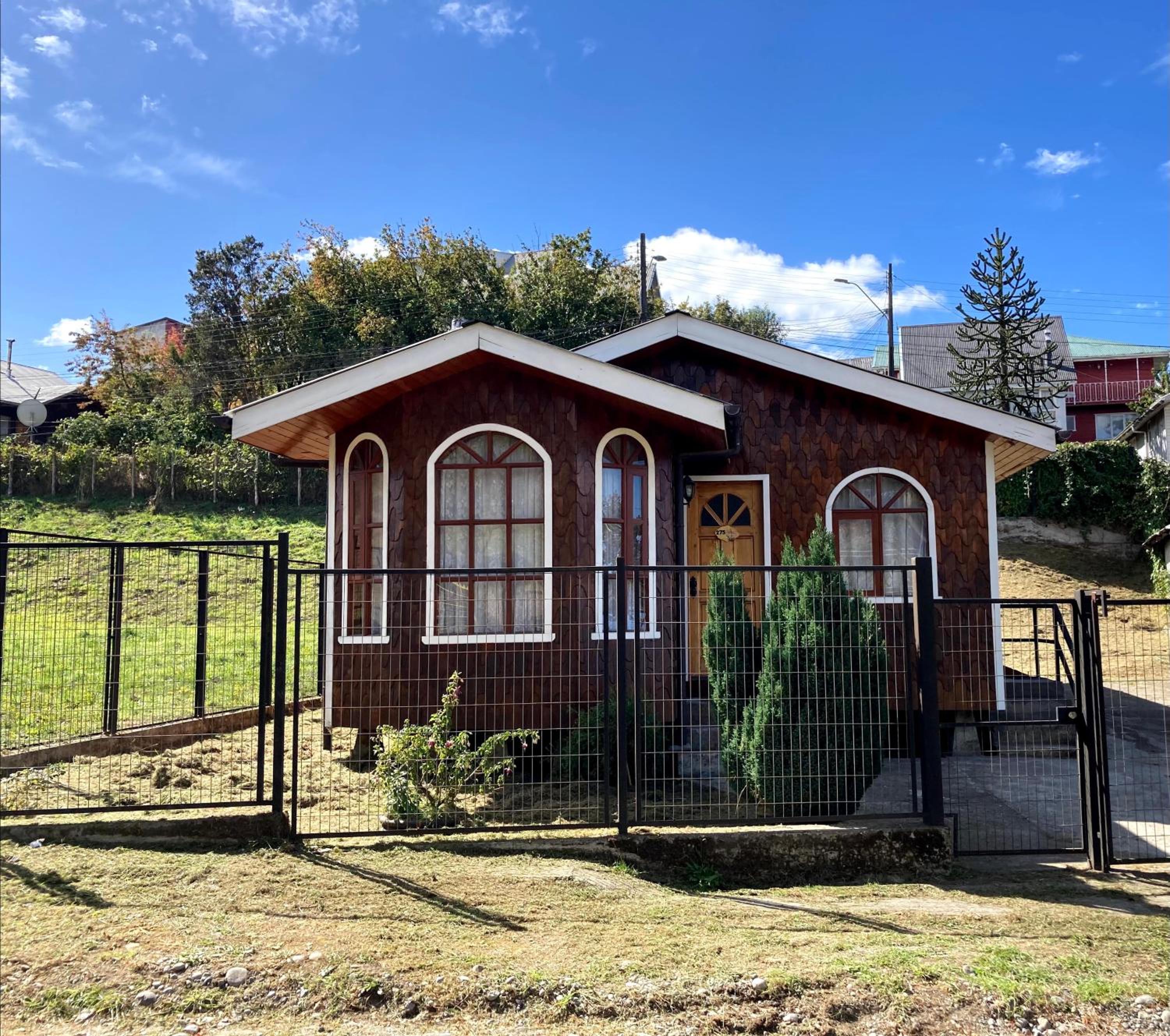 Hotel Cabaña en Dalcahue - Image 1