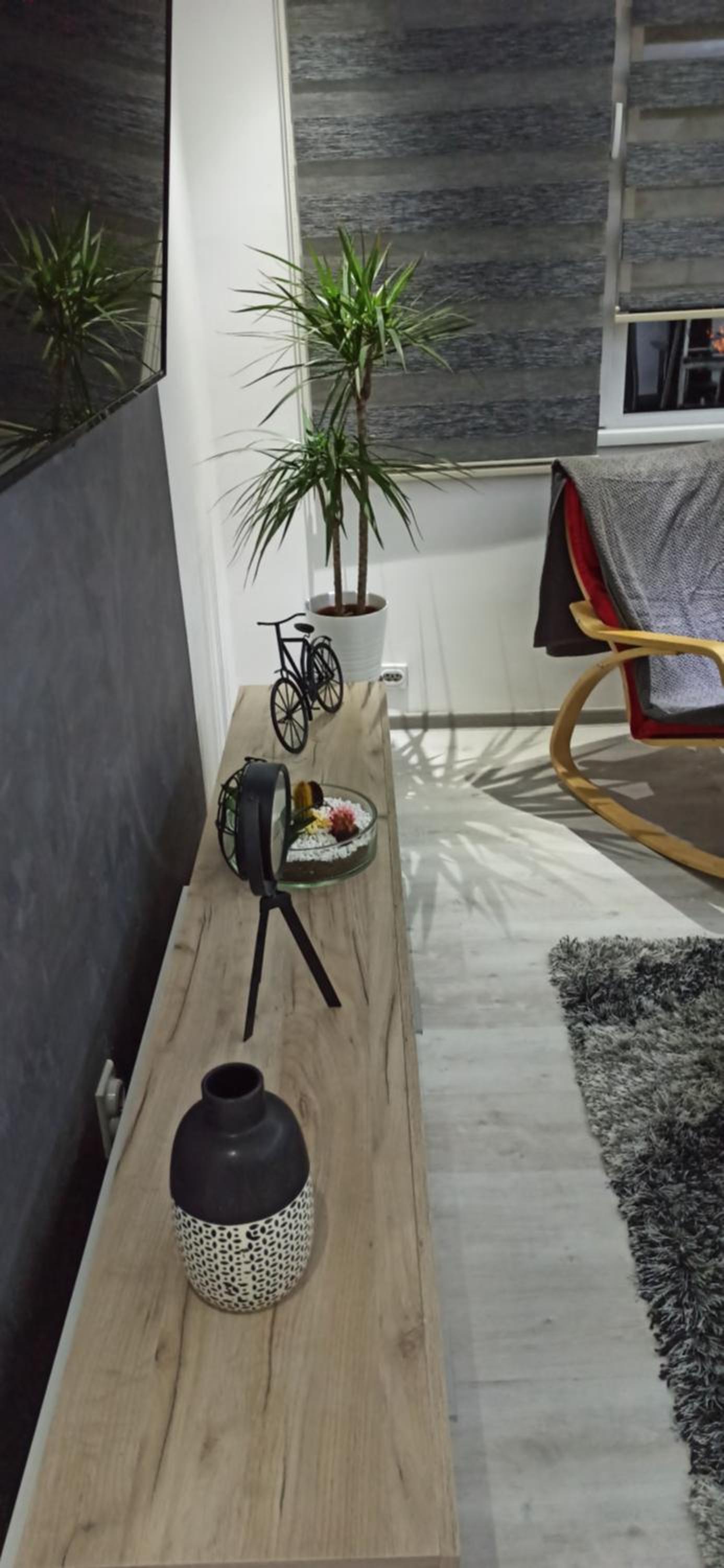 Lux Apartment 7, parking view 5
