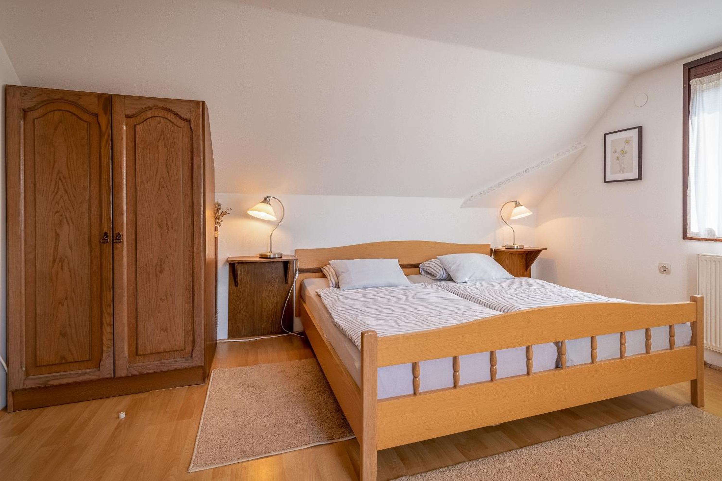 Farmstay Kotić view 3