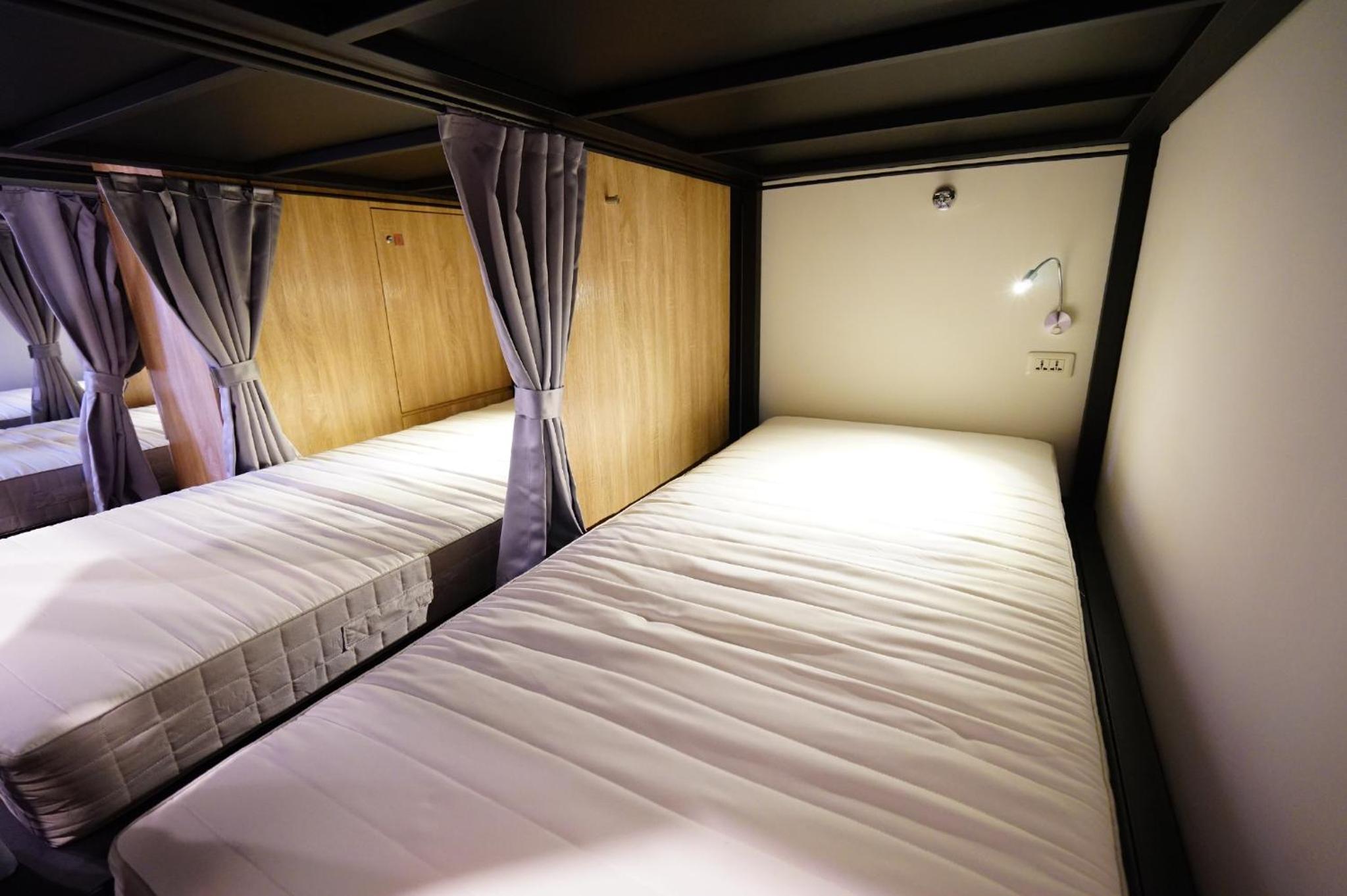 Cavemen Hostel Taipei Station Youth Branch