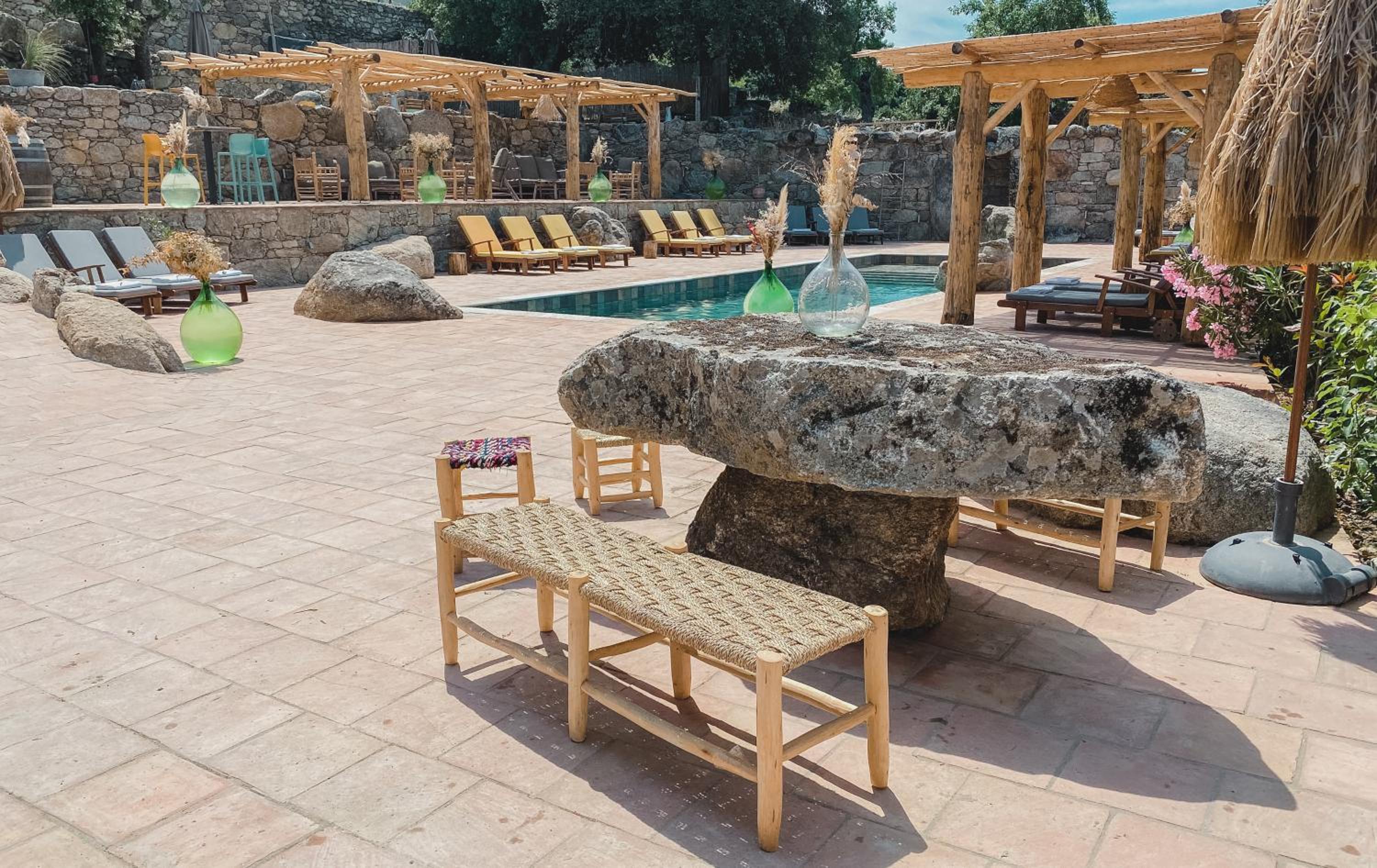 Résidence de Luxe 4 étoiles à Pietralba, 4 logements piscine chauffée BALAGNE view 5