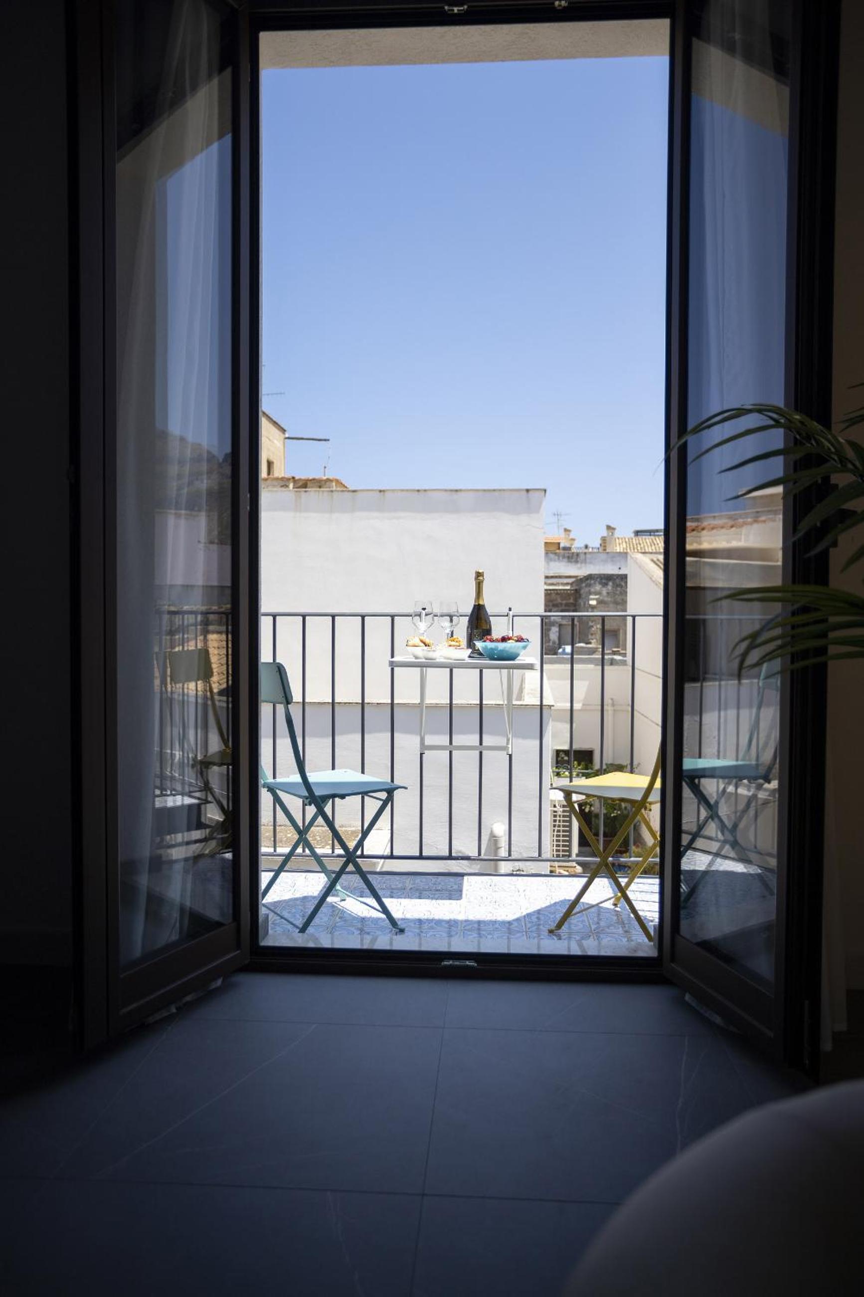 Hotel Acquarò Suite Apartments