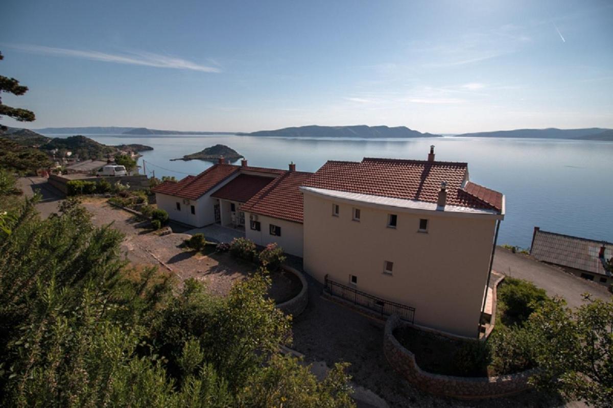 San view 3