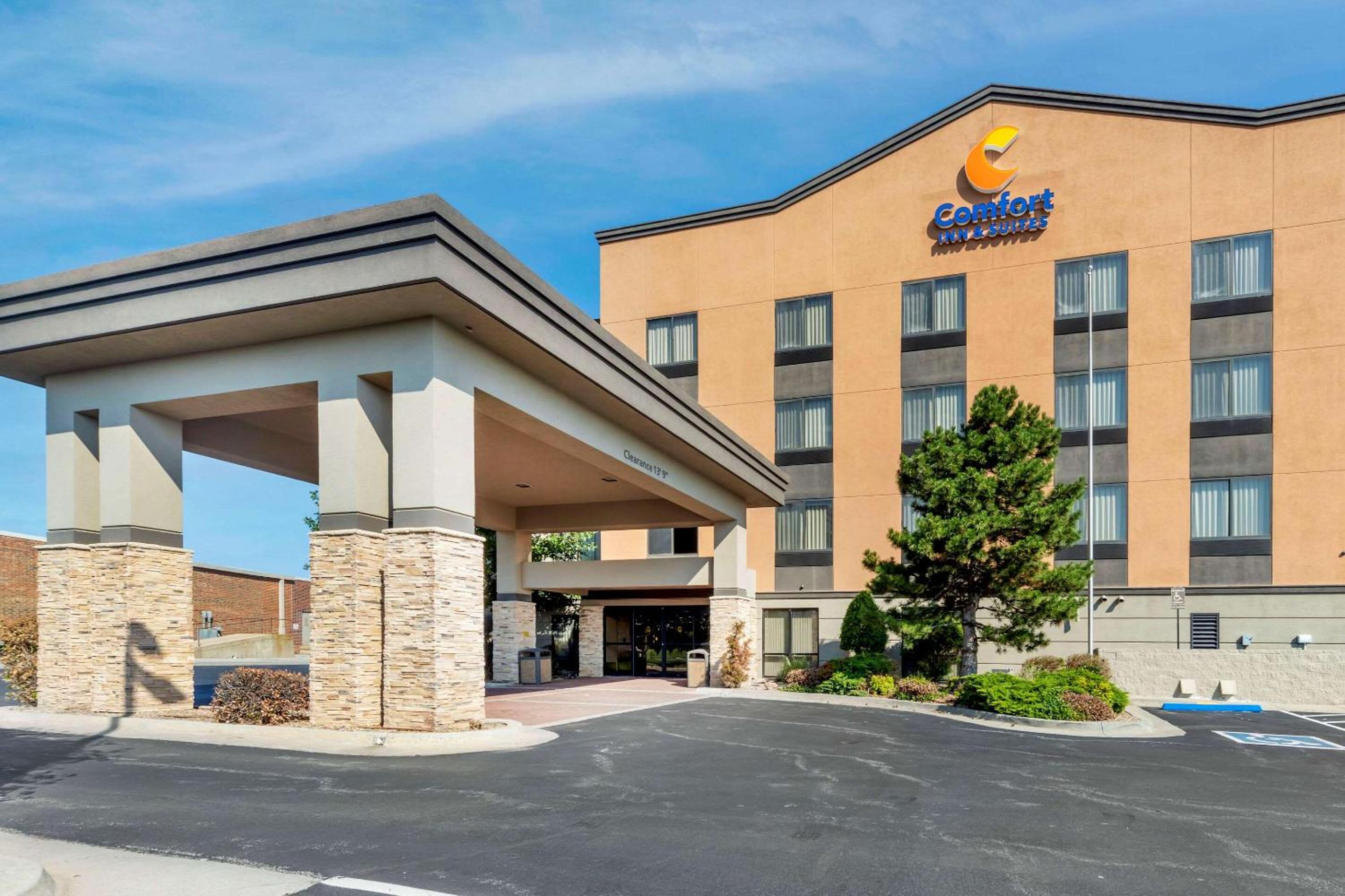 Holiday Inn Express & Suites Weatherford by IHG view 4
