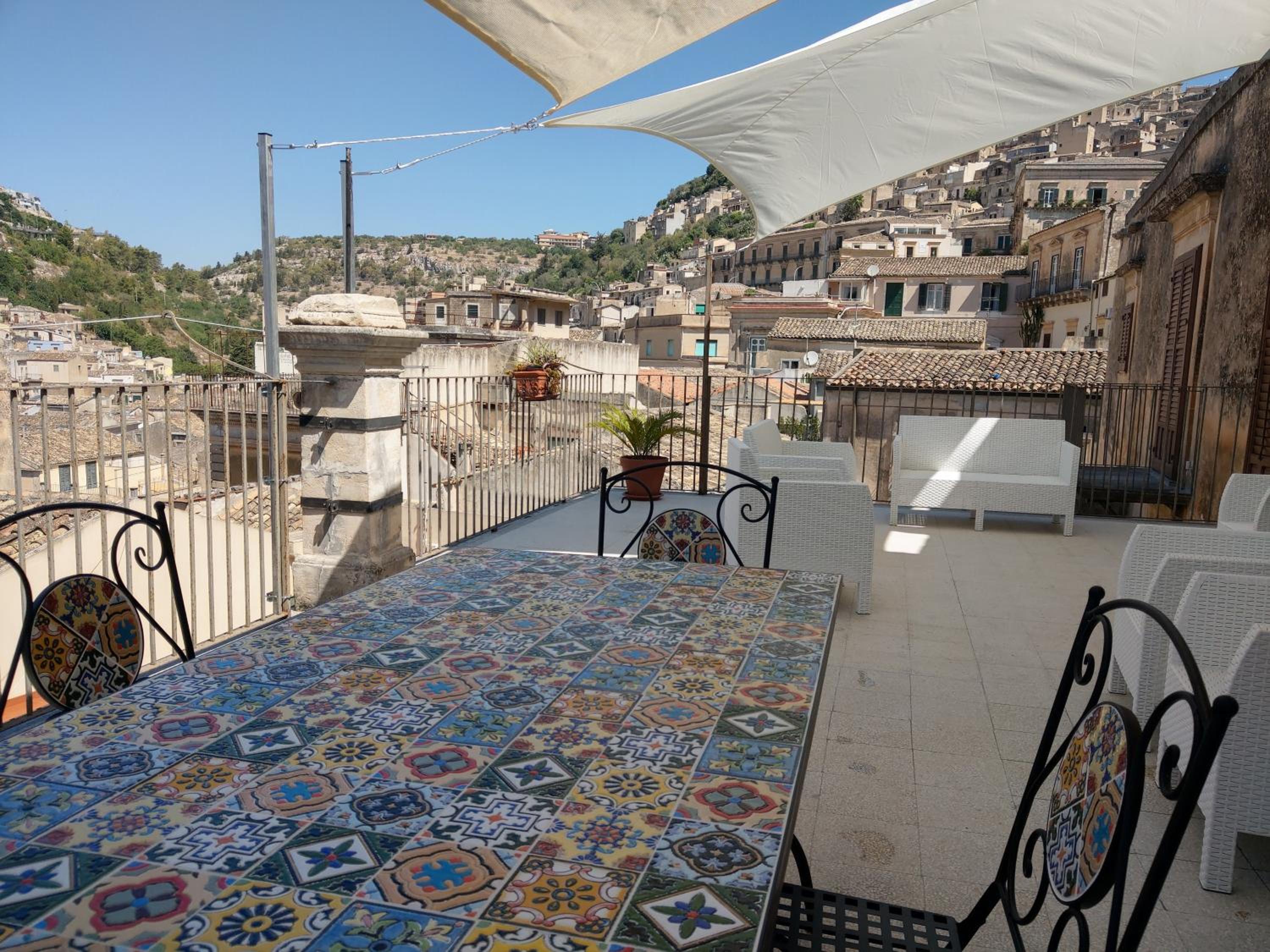 Modica Vacations - Casa Mavi Limite delle due Matrici - Property Image 17