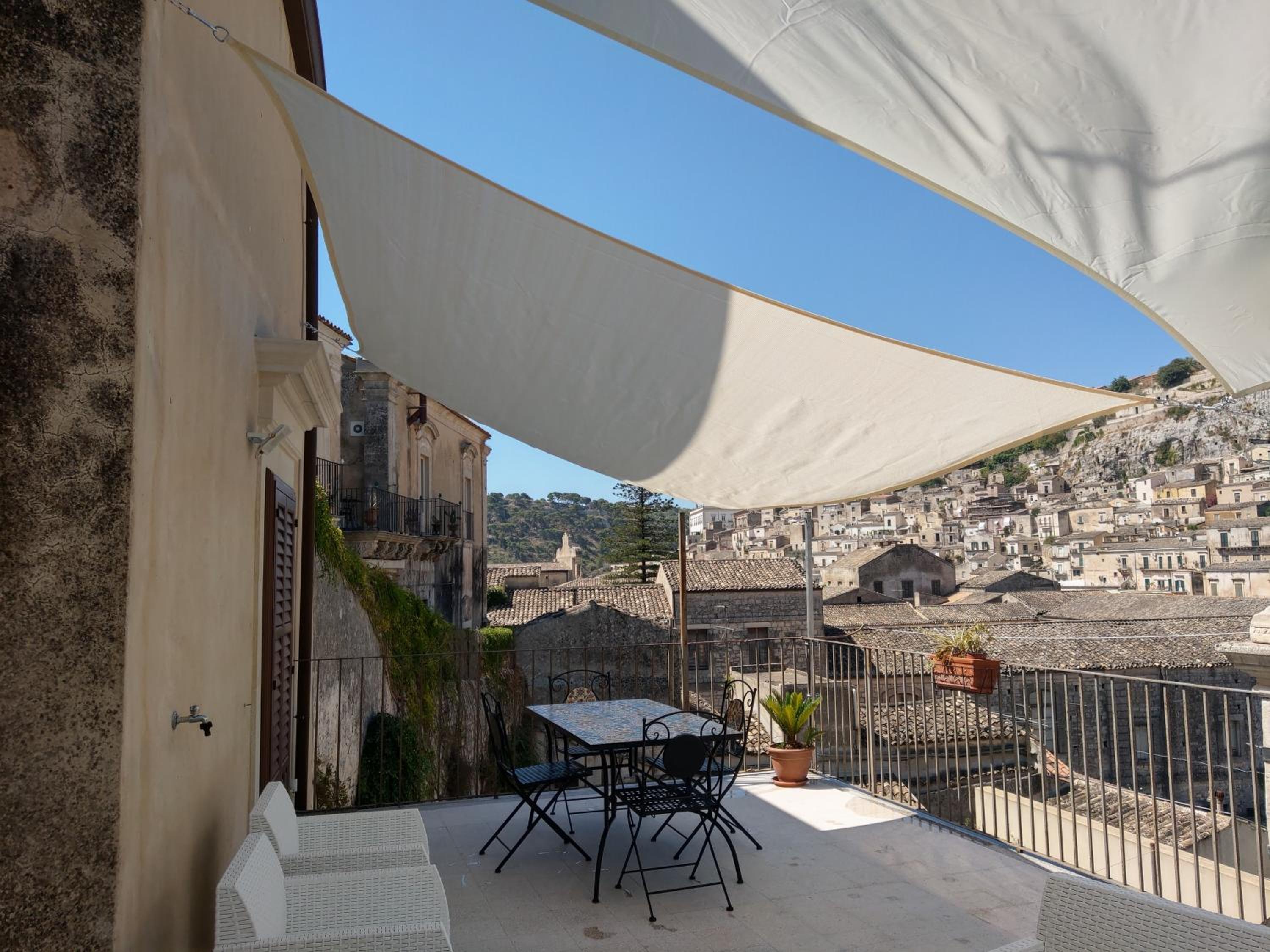 Modica Vacations - Casa Mavi Limite delle due Matrici - Property Image 16
