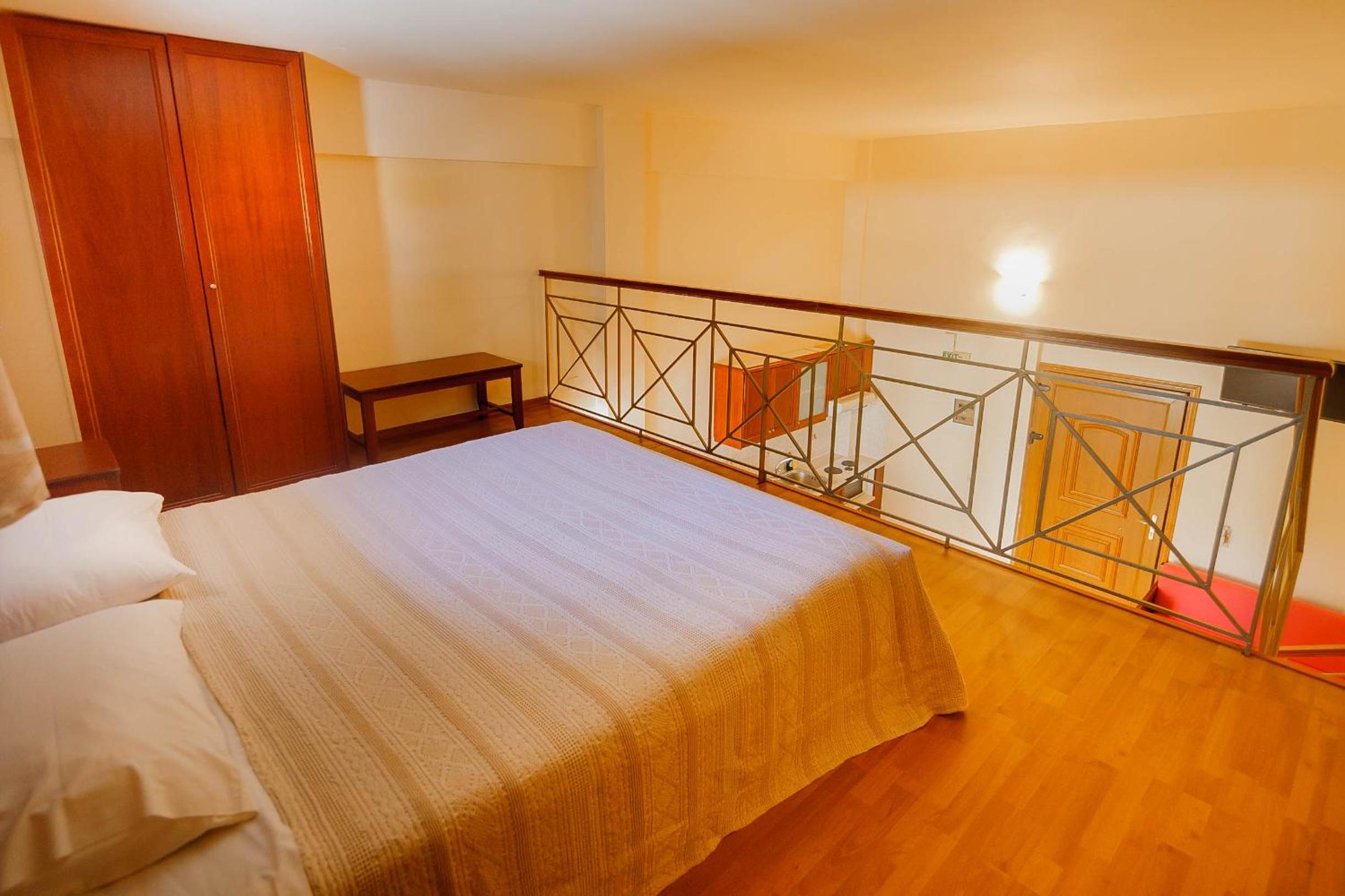 Zorbas Apartments
