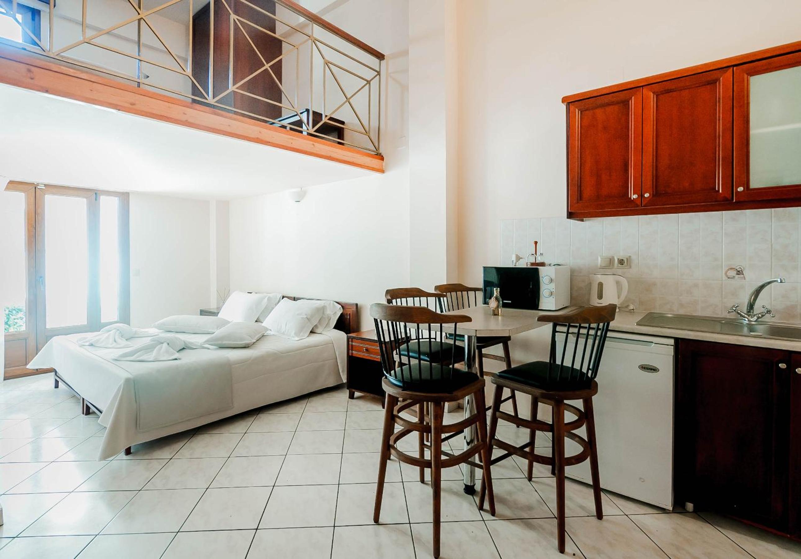 Zorbas Apartments