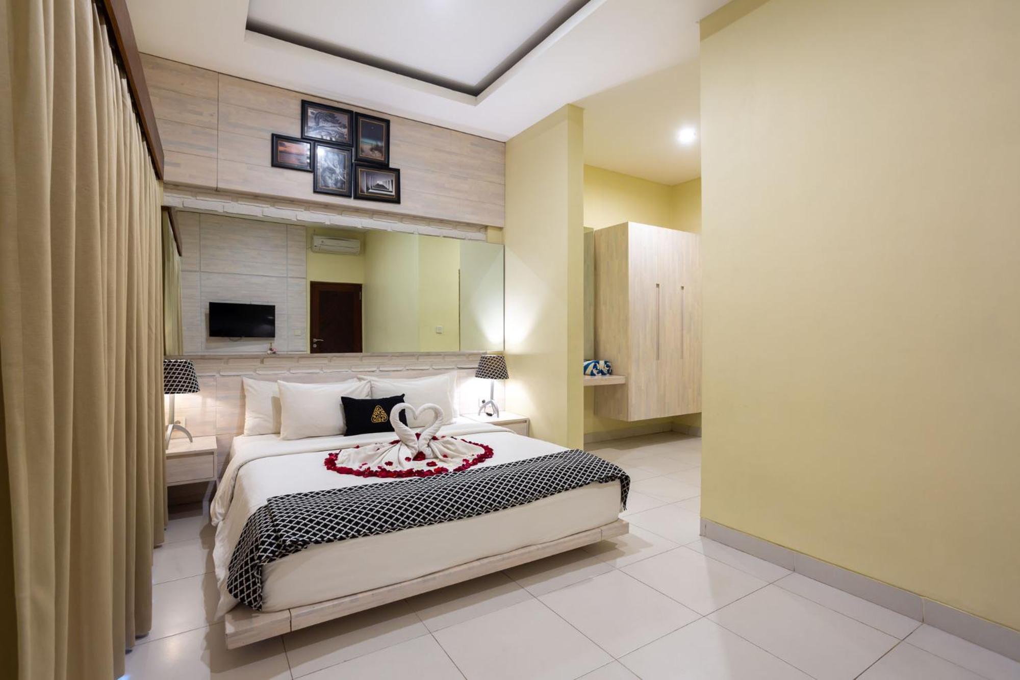 Paisa Seminyak Living