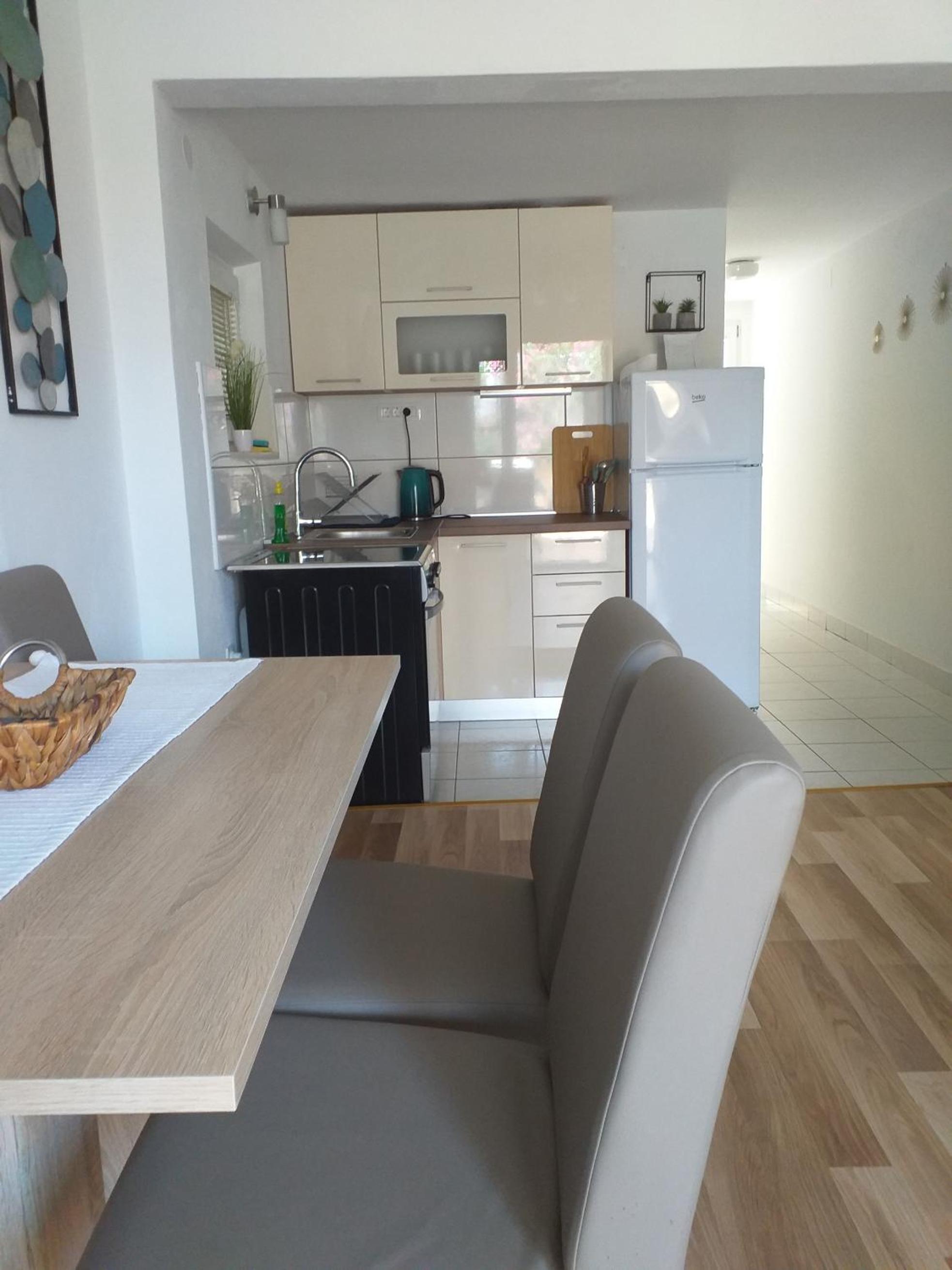 Apartments Golić