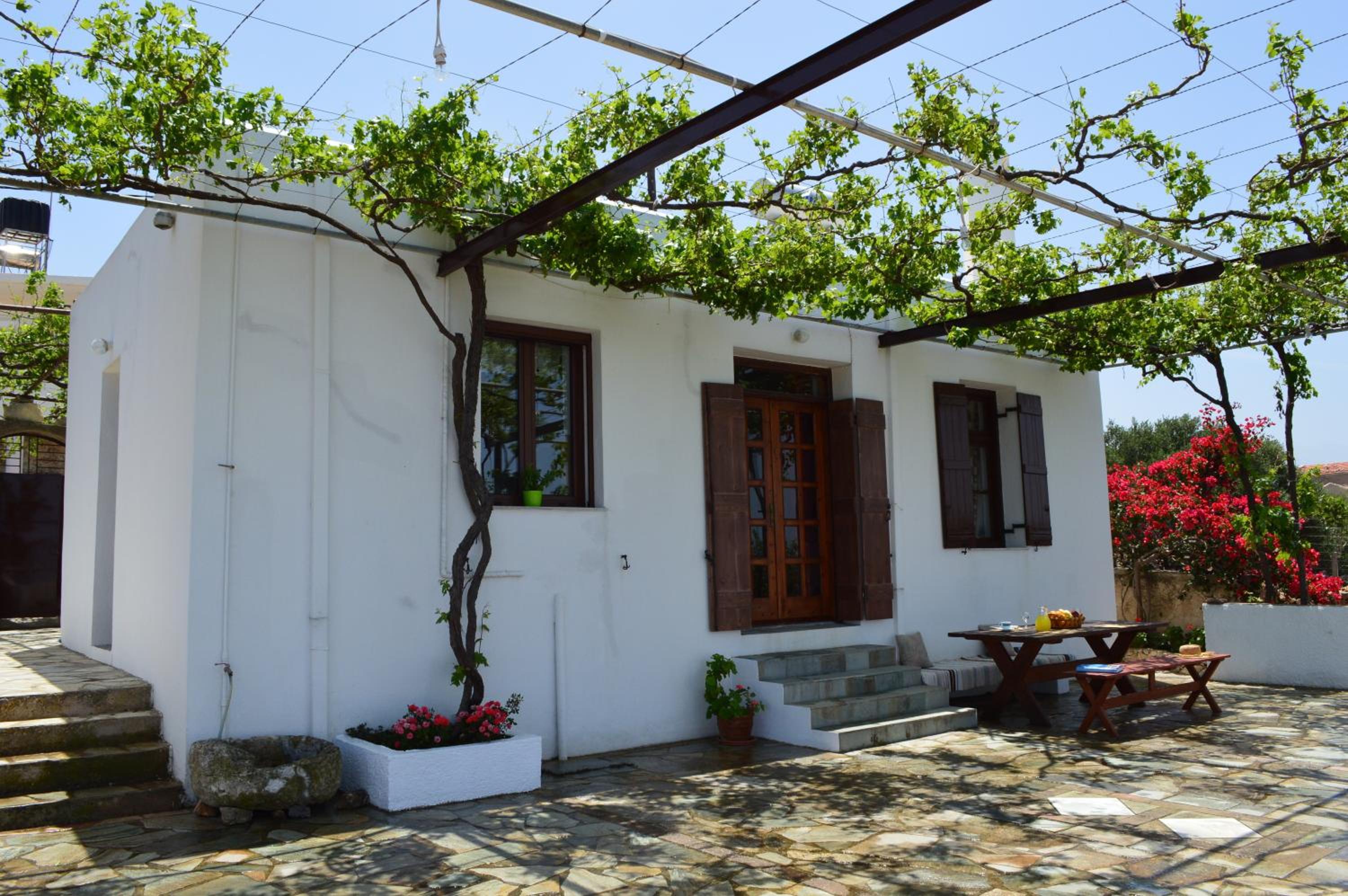 Traditional Villa Kapare view 4