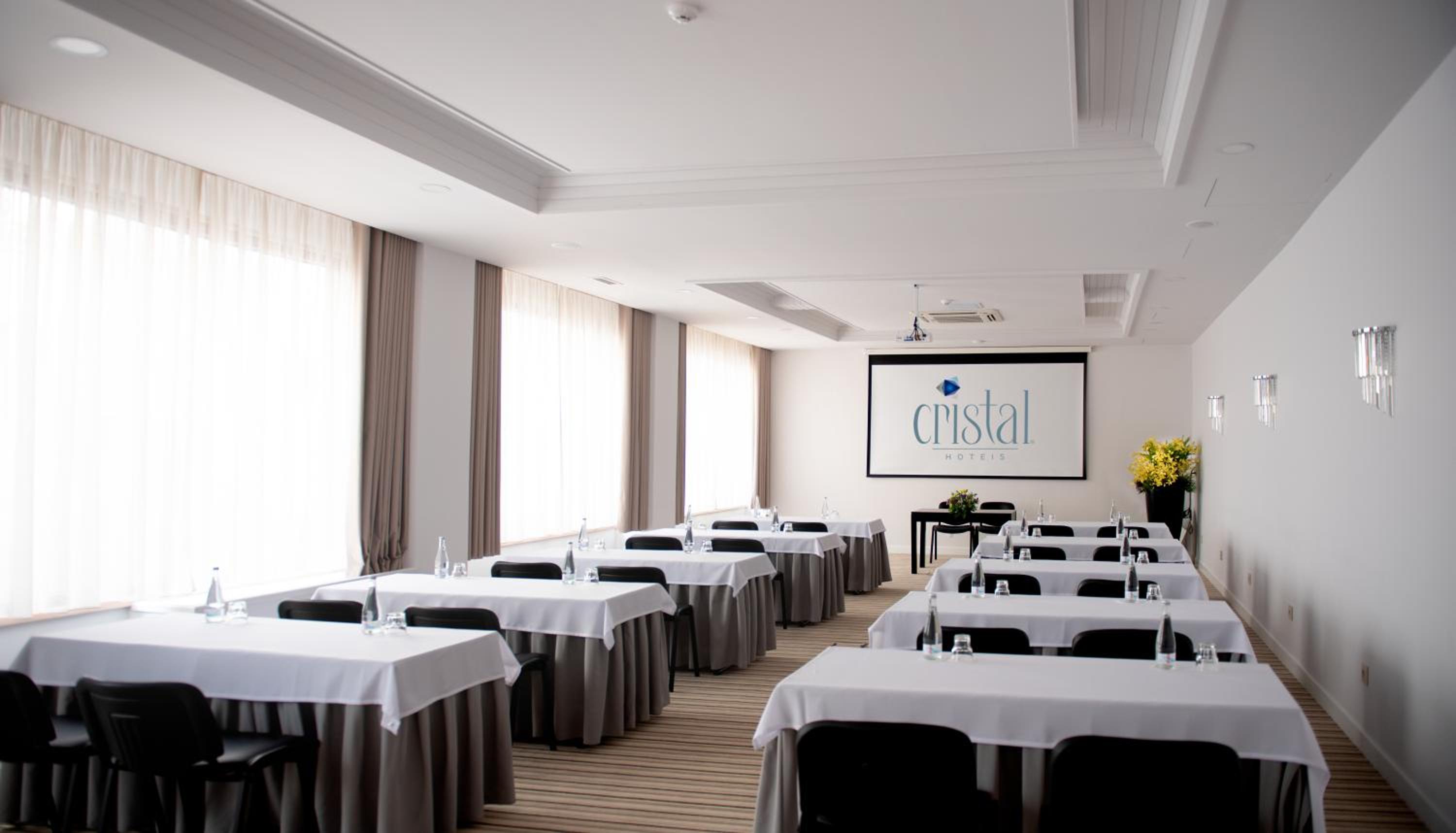 Setubal Vacations - Hotel Cristal Setubal - Property Image 1