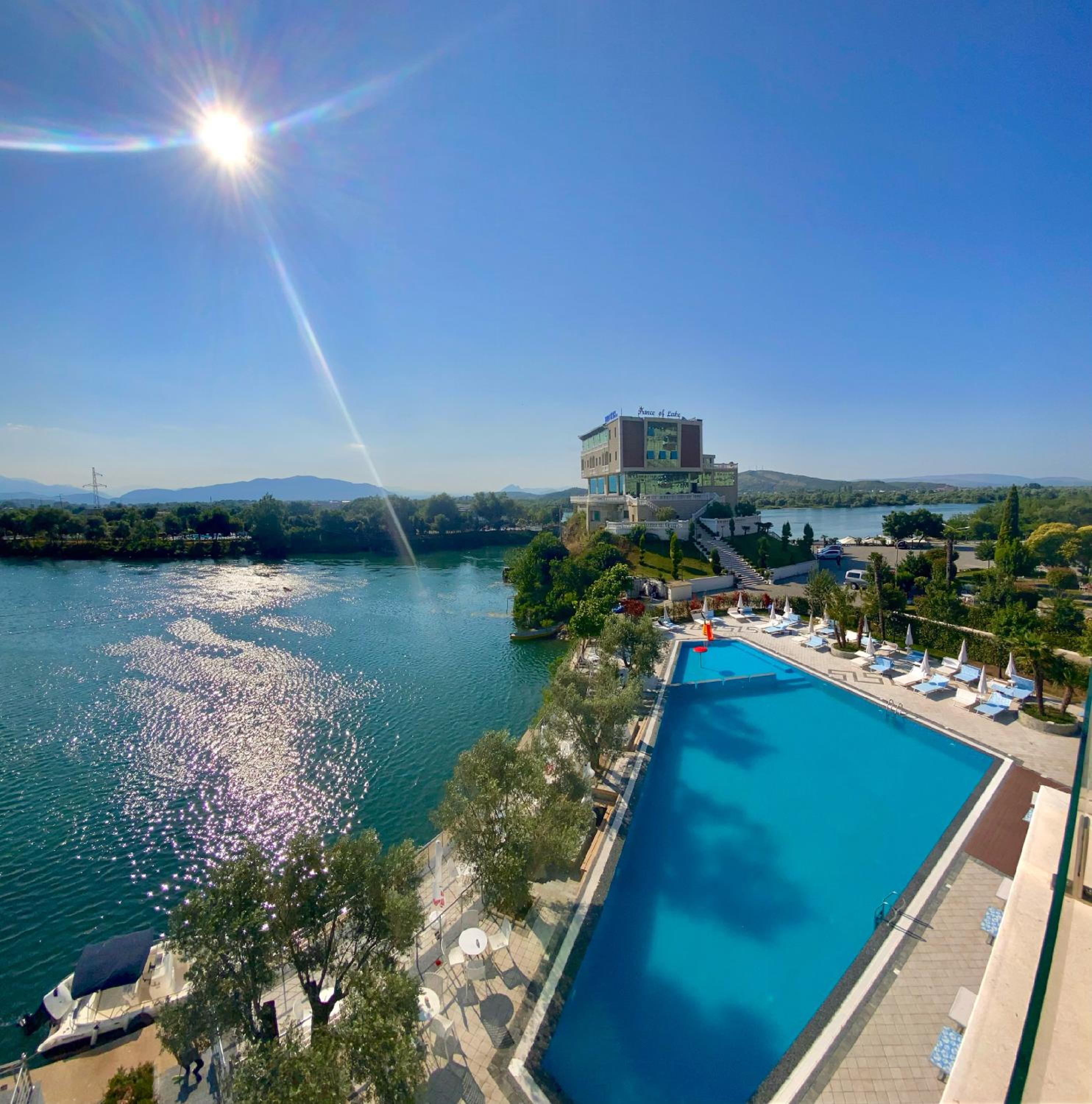 PRINCIPE DEL LAGO