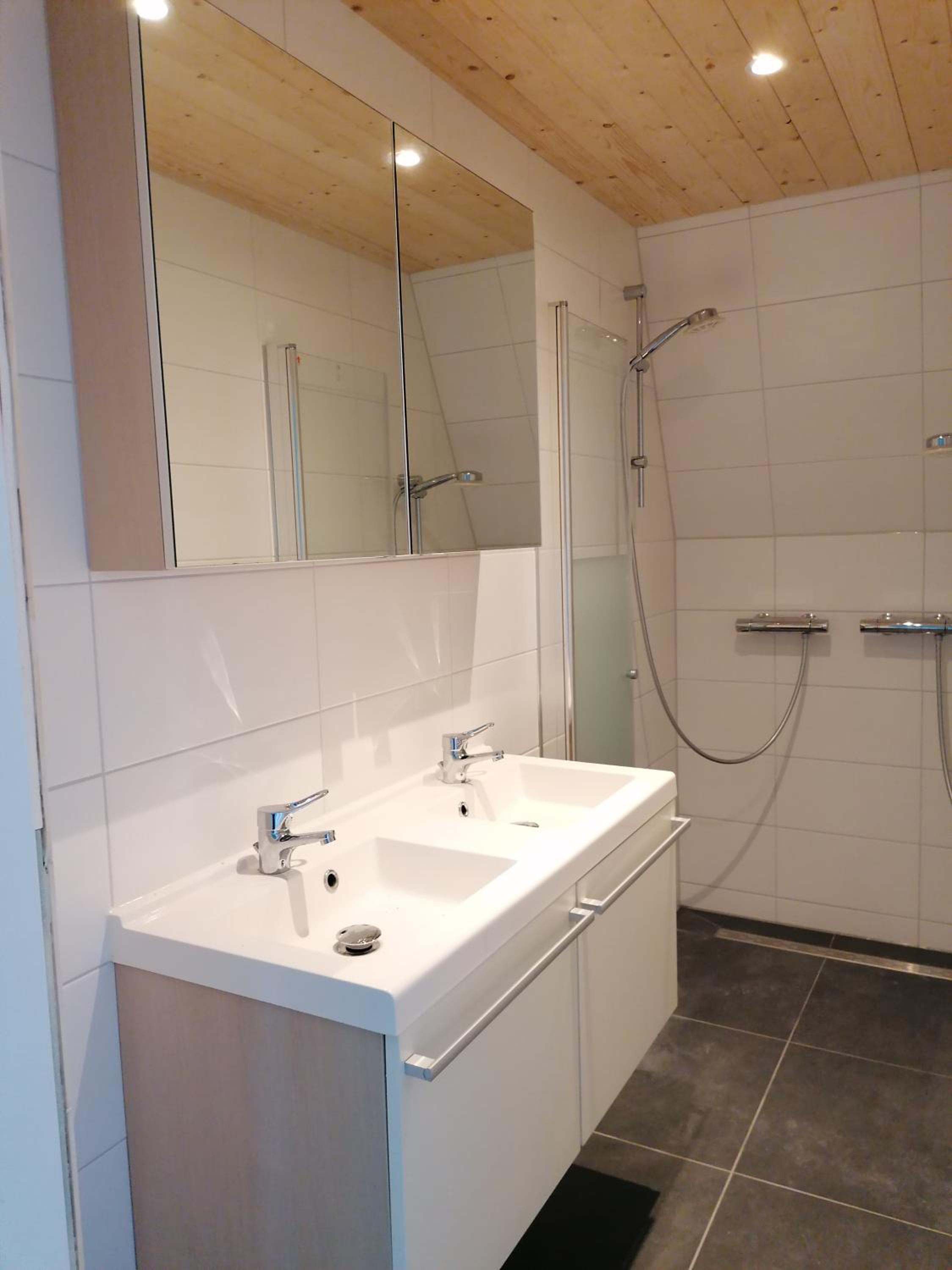 4T4 Apartment B view 2