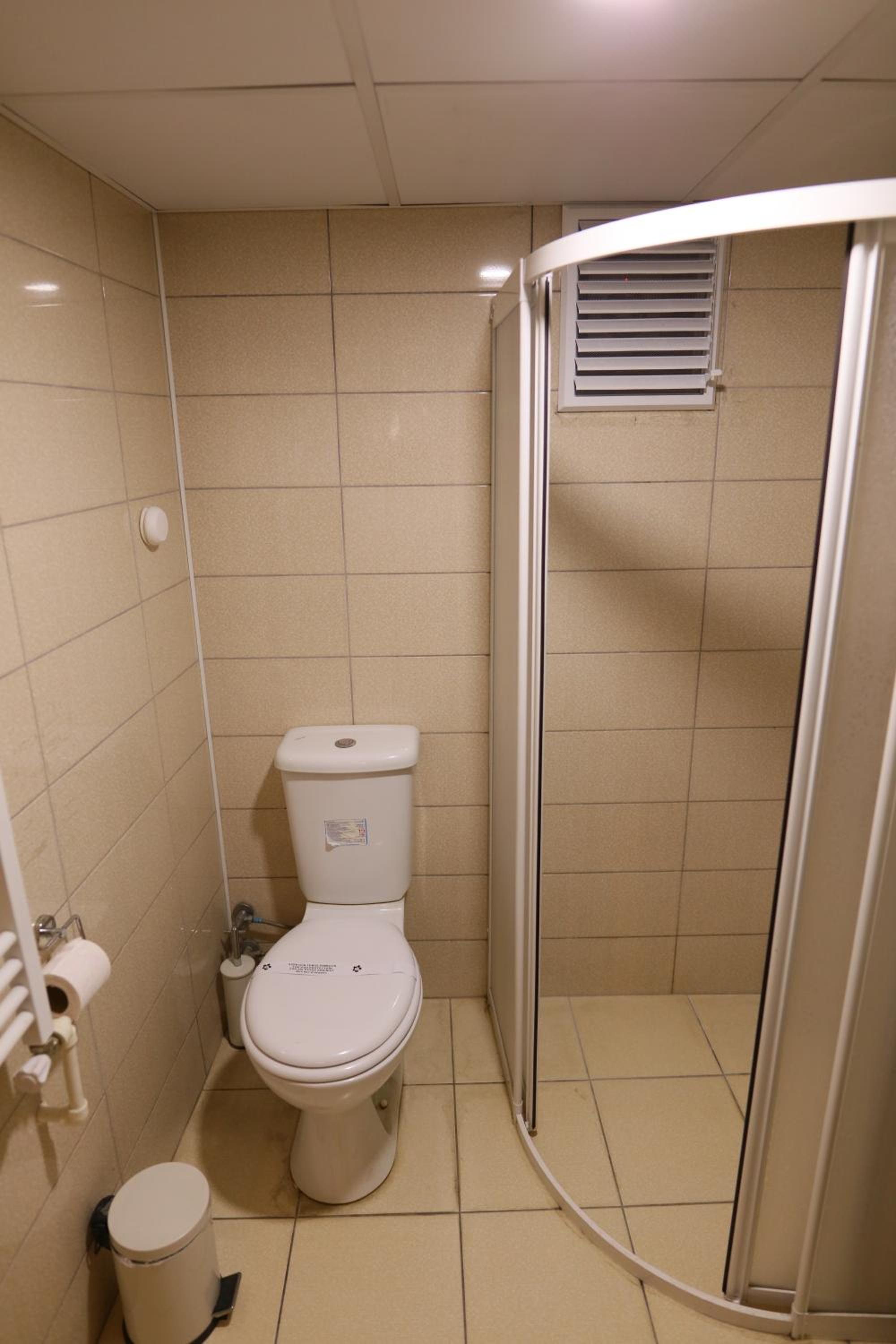 Epoch Stone House - Image 10