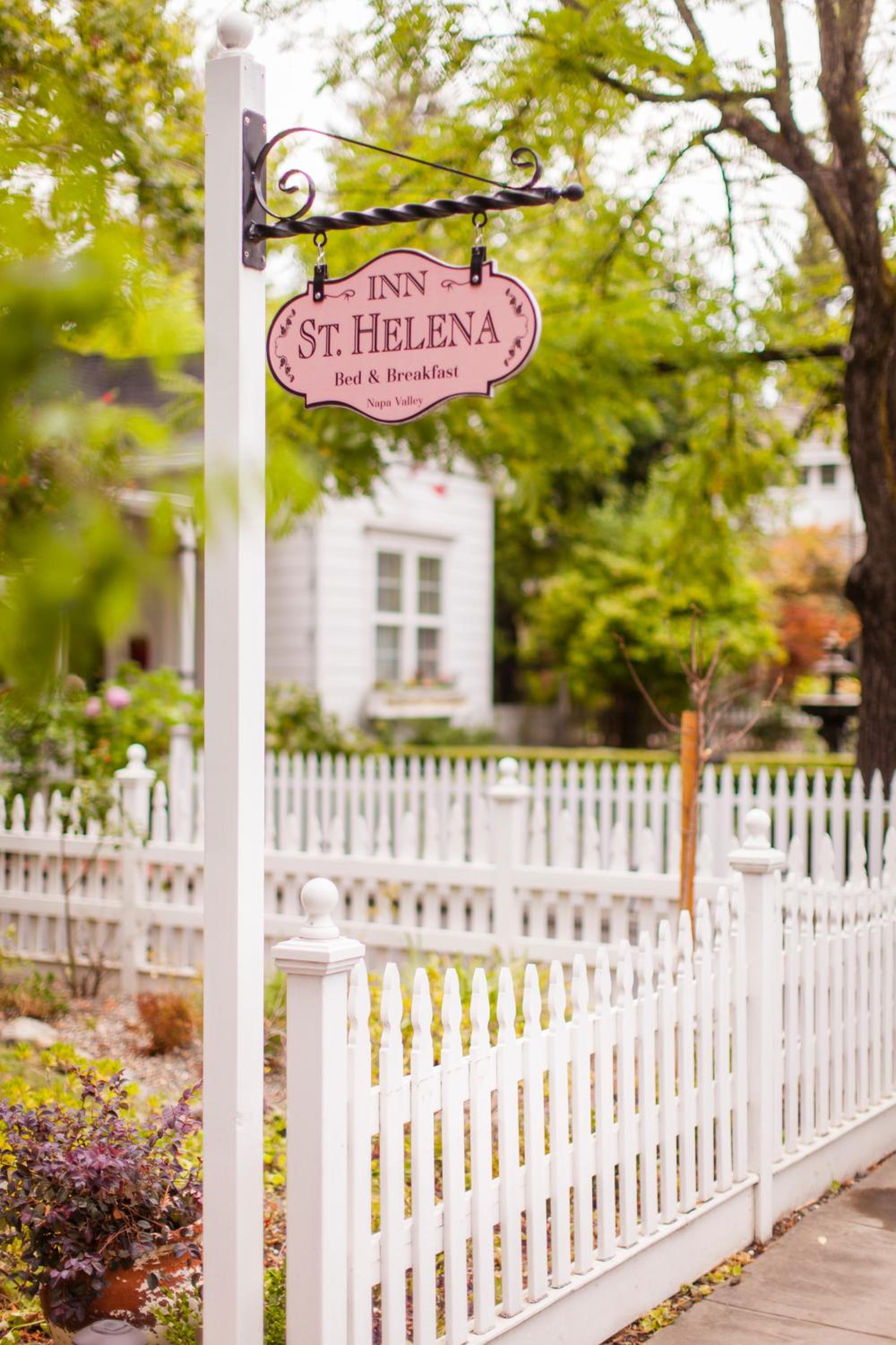 Napa Valley / Sonoma Vacations - Inn St Helena - Property Image 1