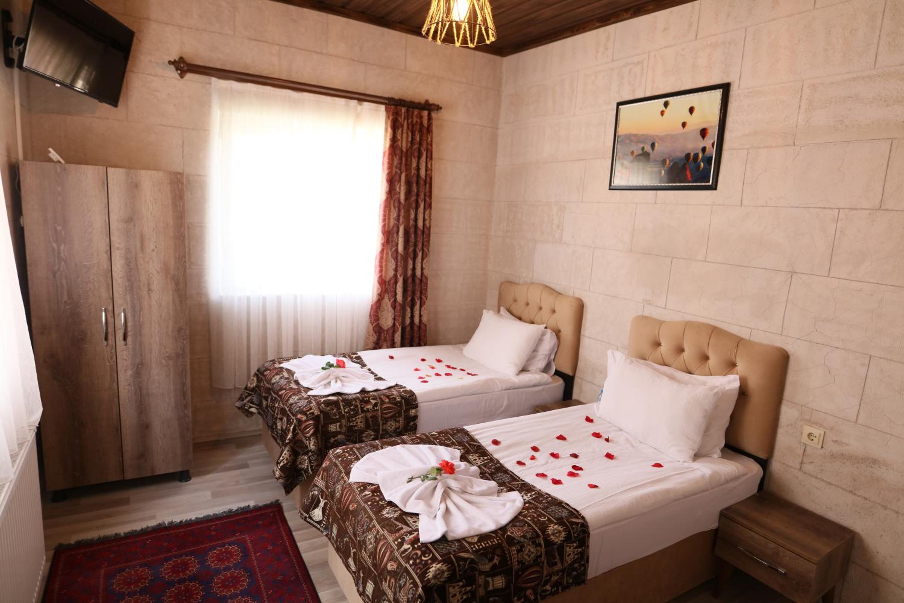 Epoch Stone House - Image 98