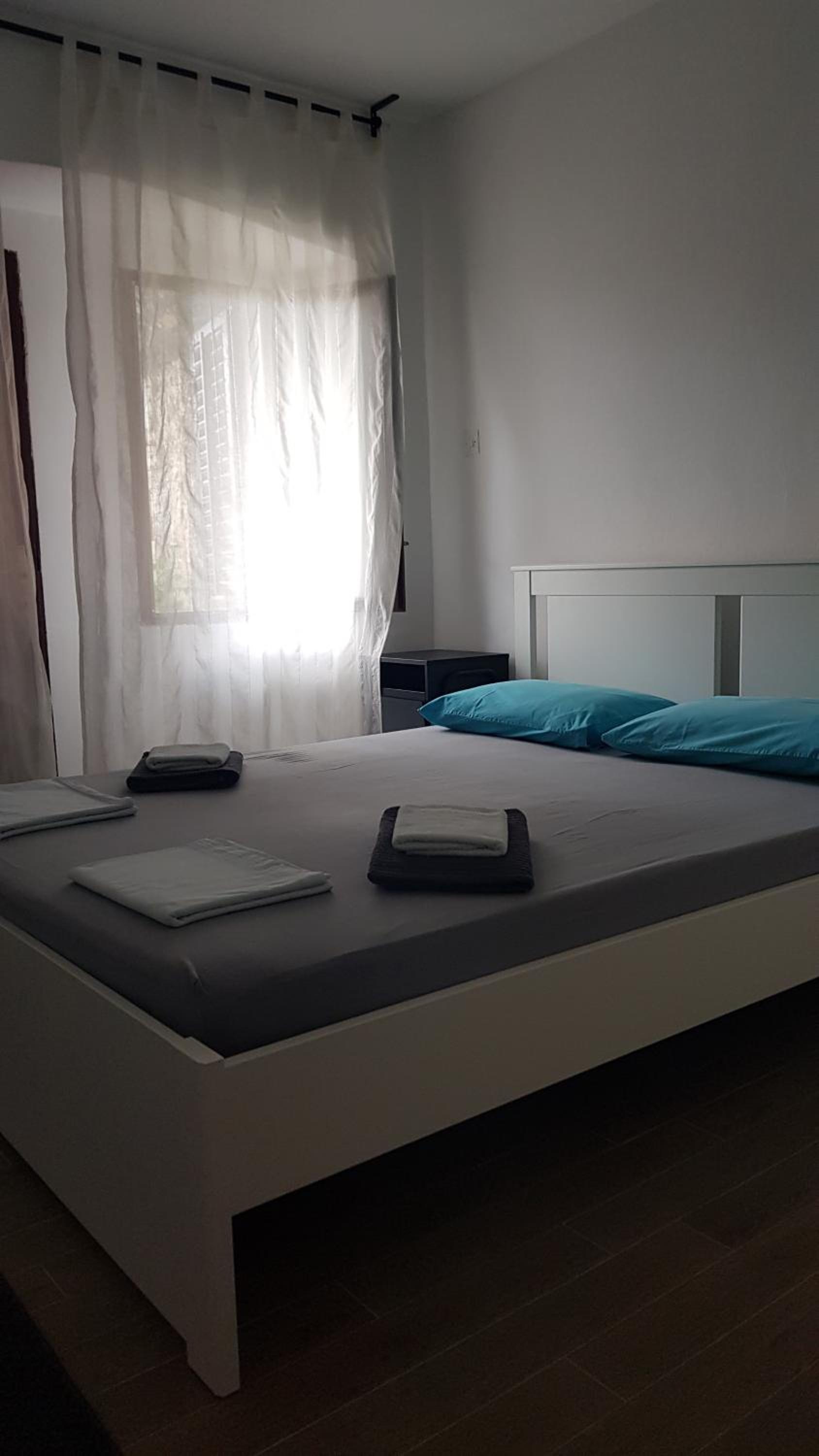 Stone house apartment in Zlarin centre view 4