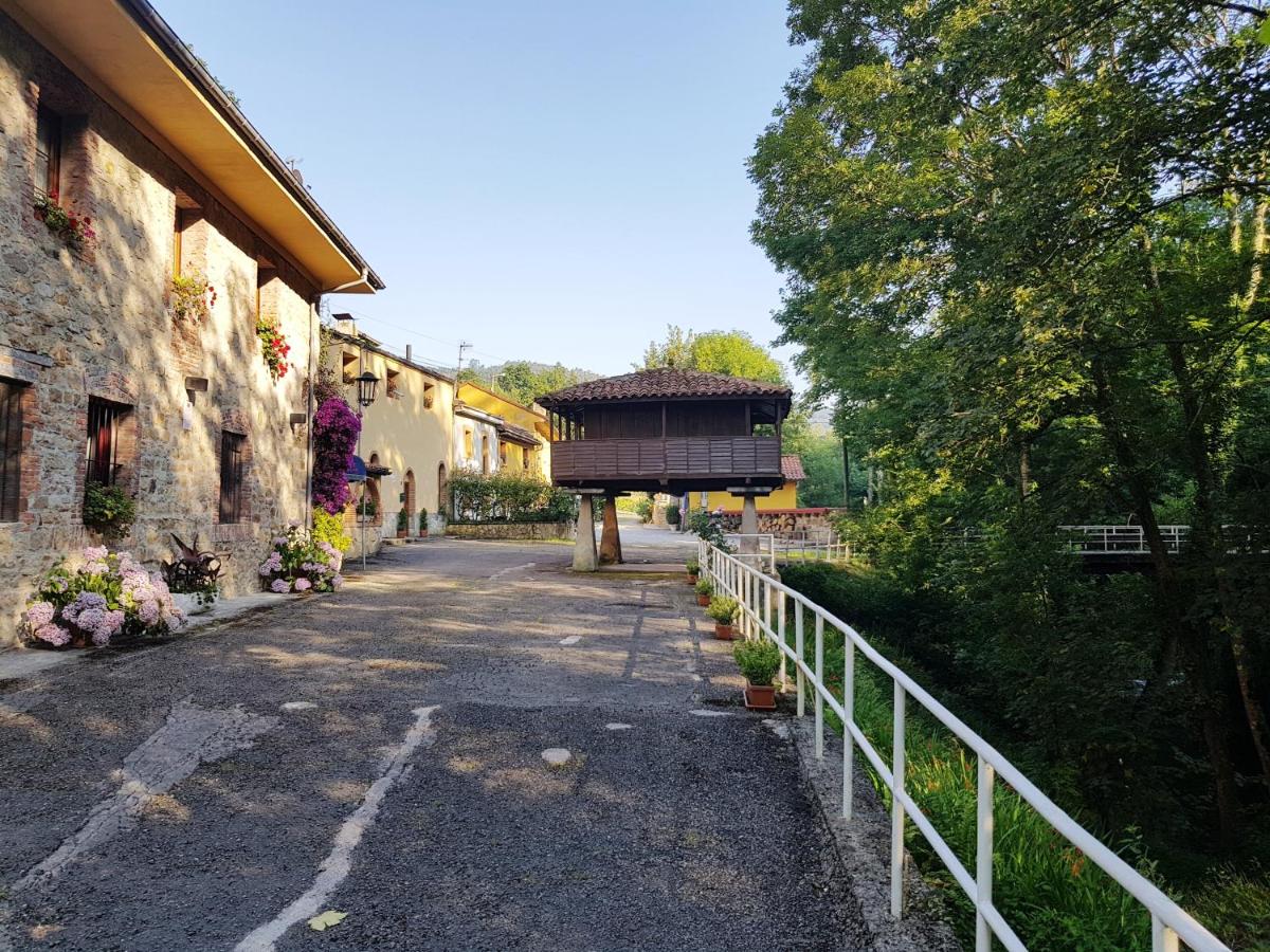 Río España - Casa amplia con patio y barbacoa en Villaviciosa photo 3