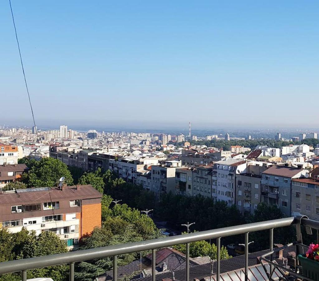Magritte Business grade comfortable apartment. view 2