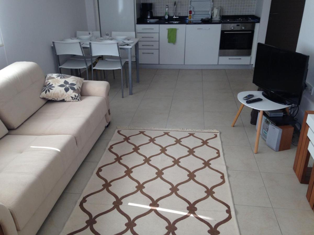 Babylon 40 - 1 bed private home Sleeps Up To 4 view 2