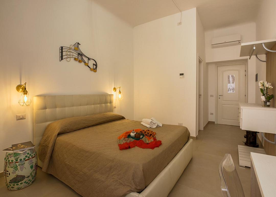Salus Inn