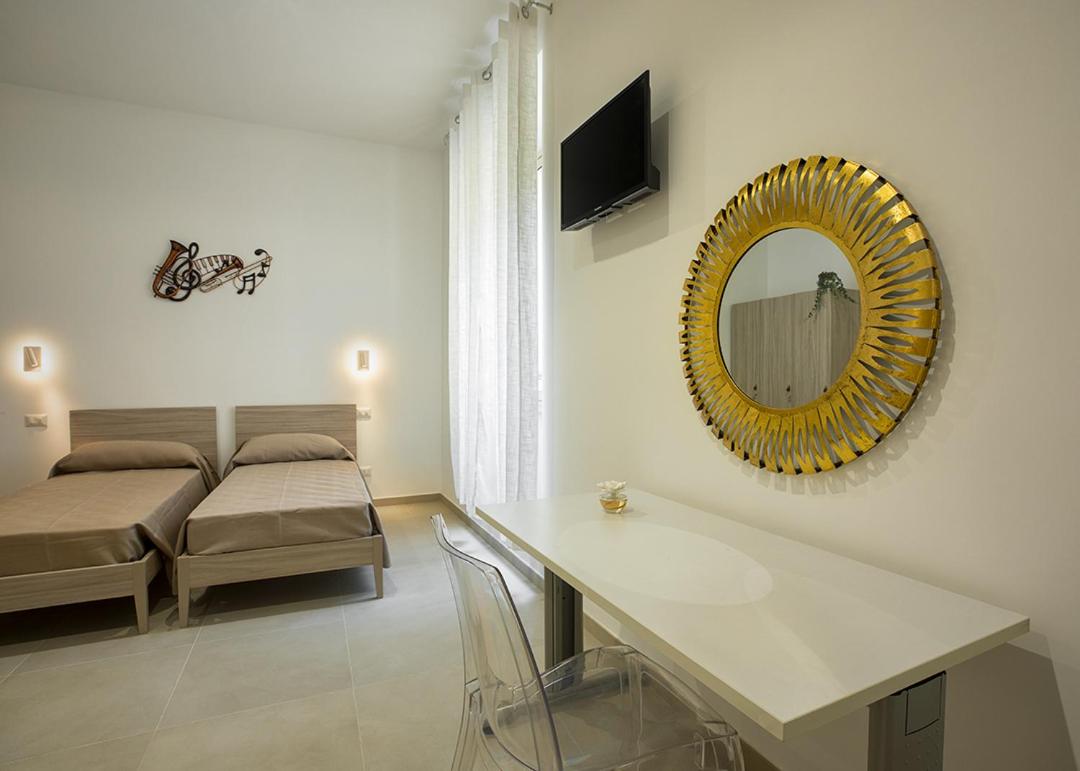 Salus Inn