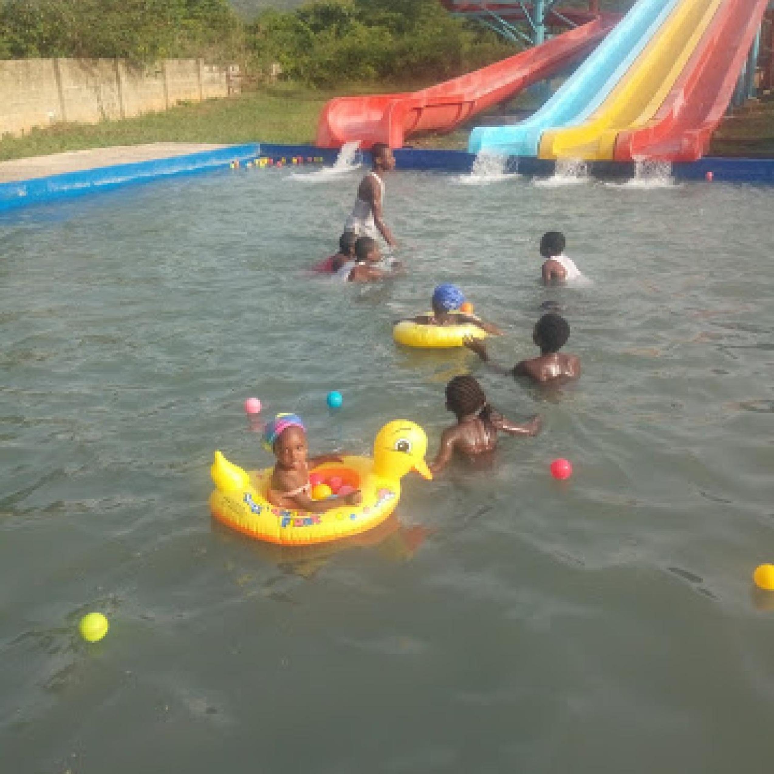 Ikogosi Warm Springs -Guest Suite view 4