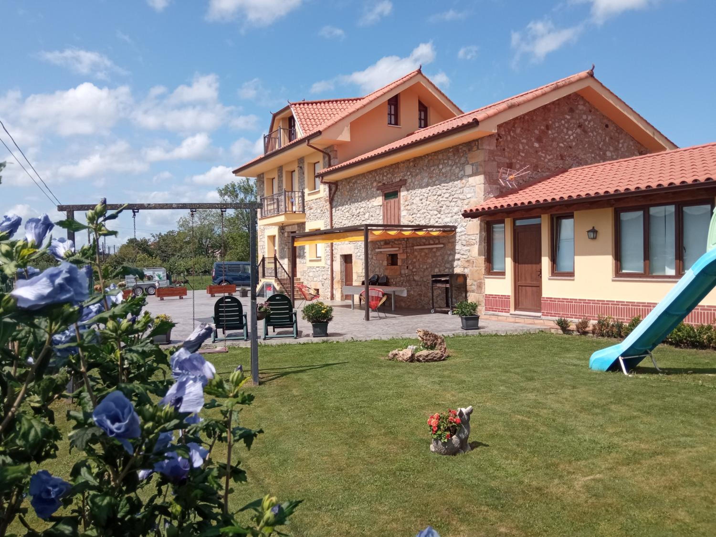 Vivienda Rural La Mazuga view 2