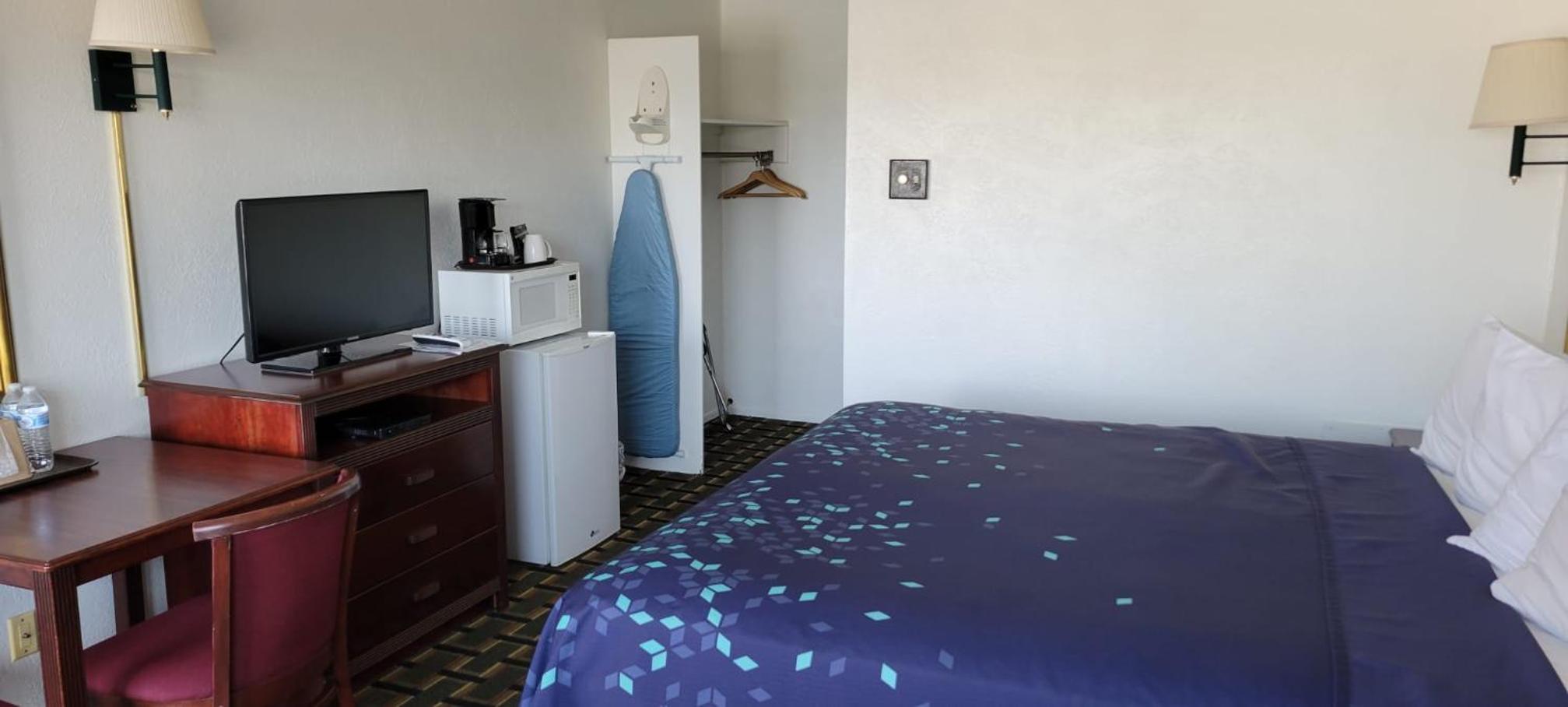 Stagecoach Motel