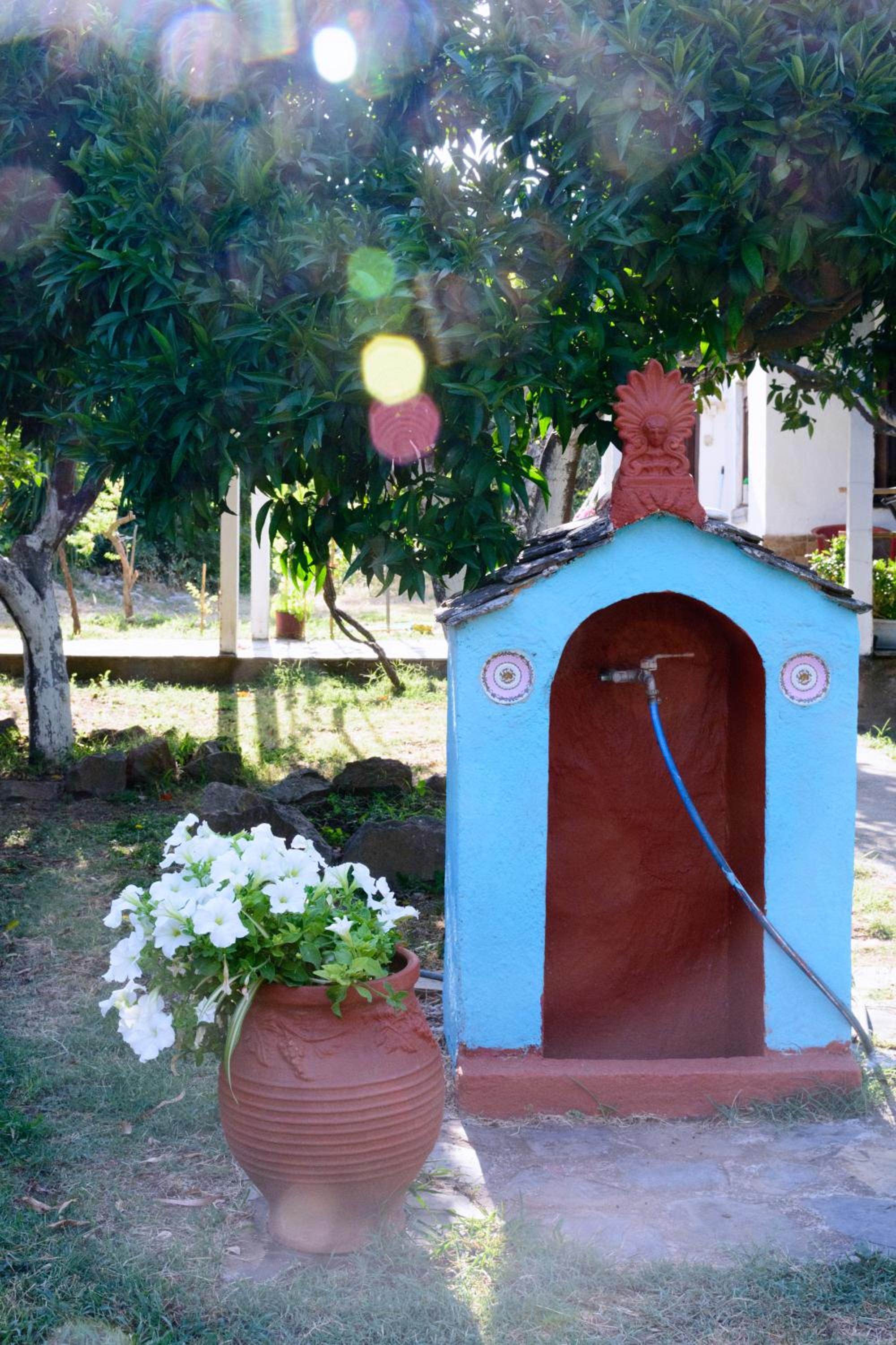 Spiros Rooms