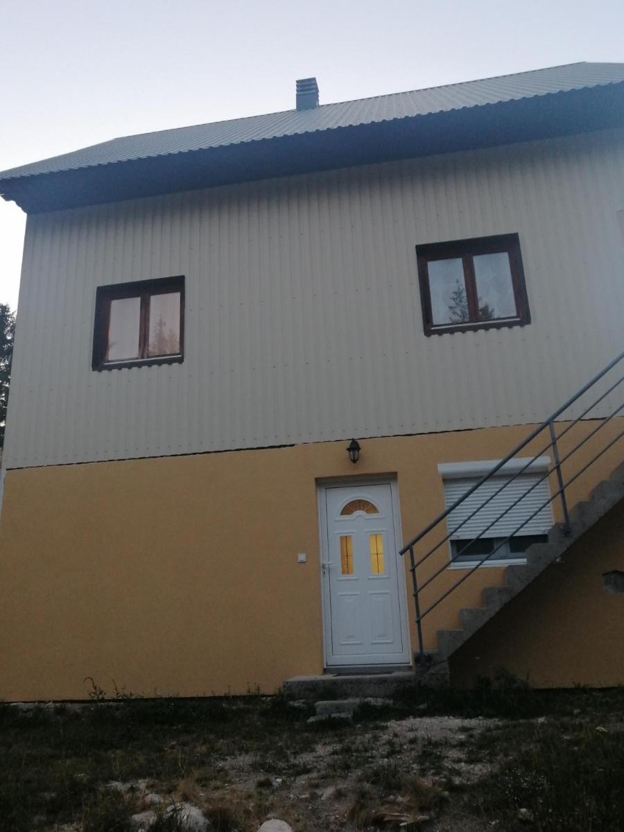 Apartman Pino view 3