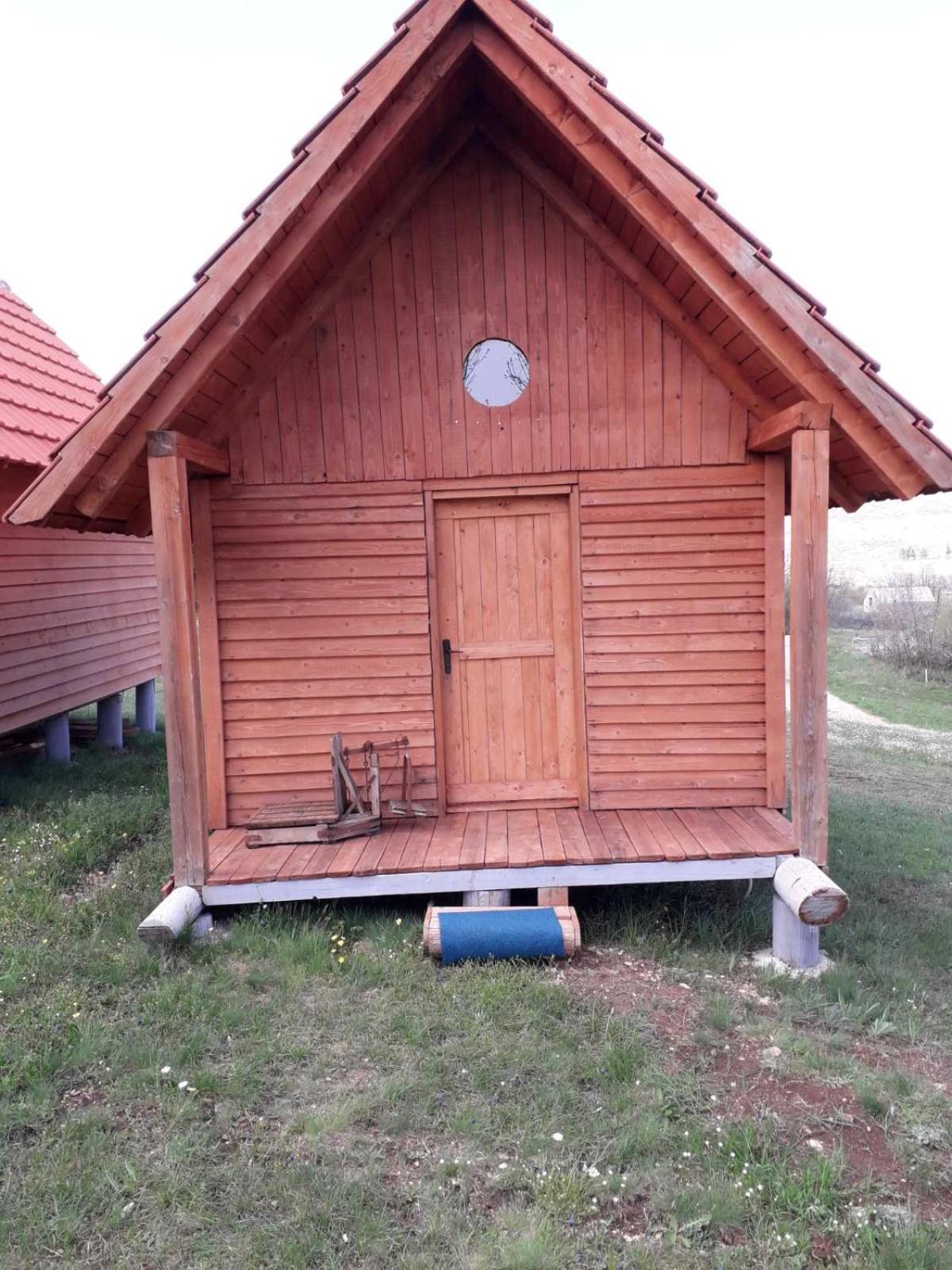 Photo 9