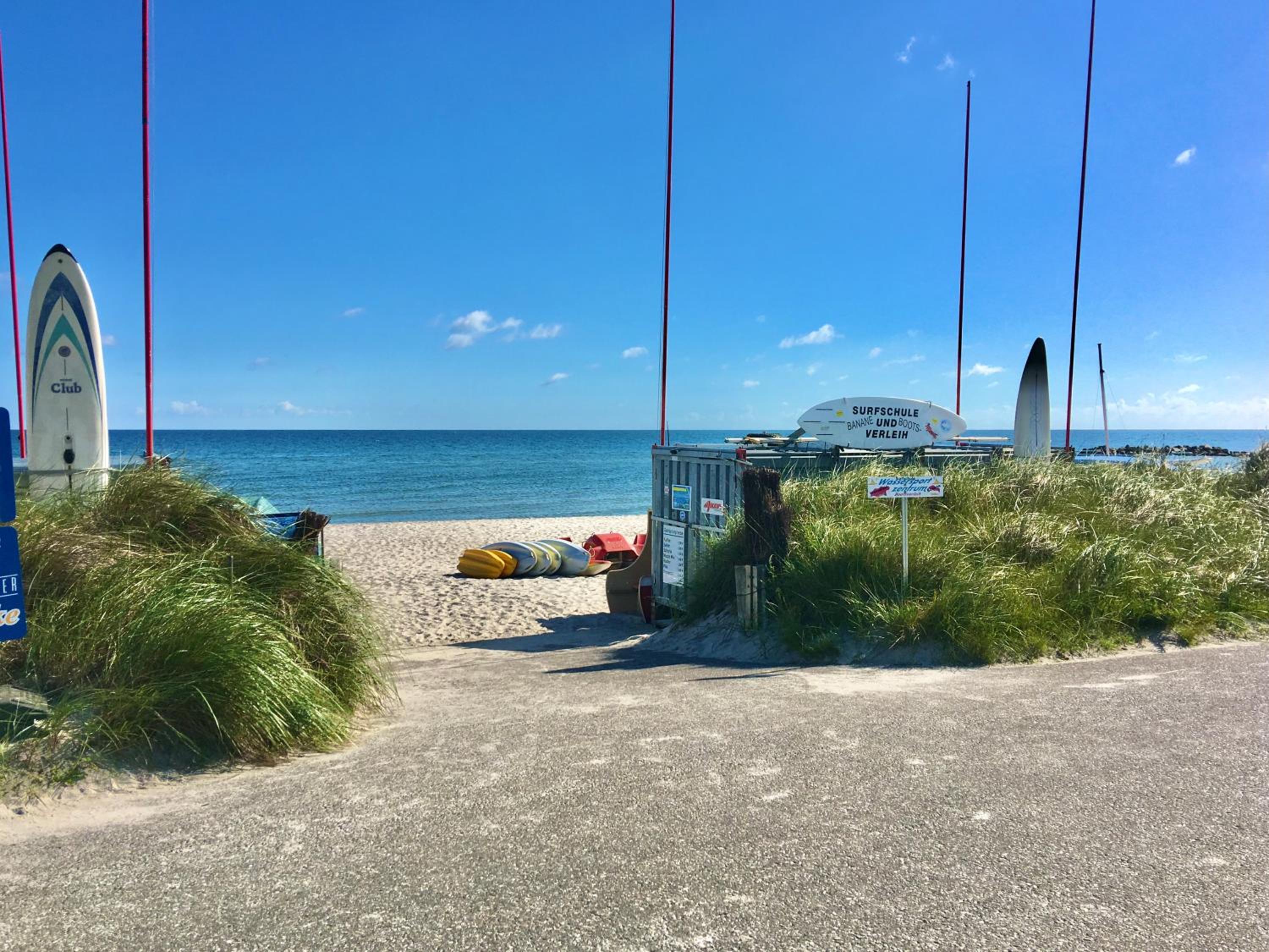 Wellness & Komfortferienwohnung Strandliebe mit Sauna, Terrasse, Garten & Balkon, bei Laboe