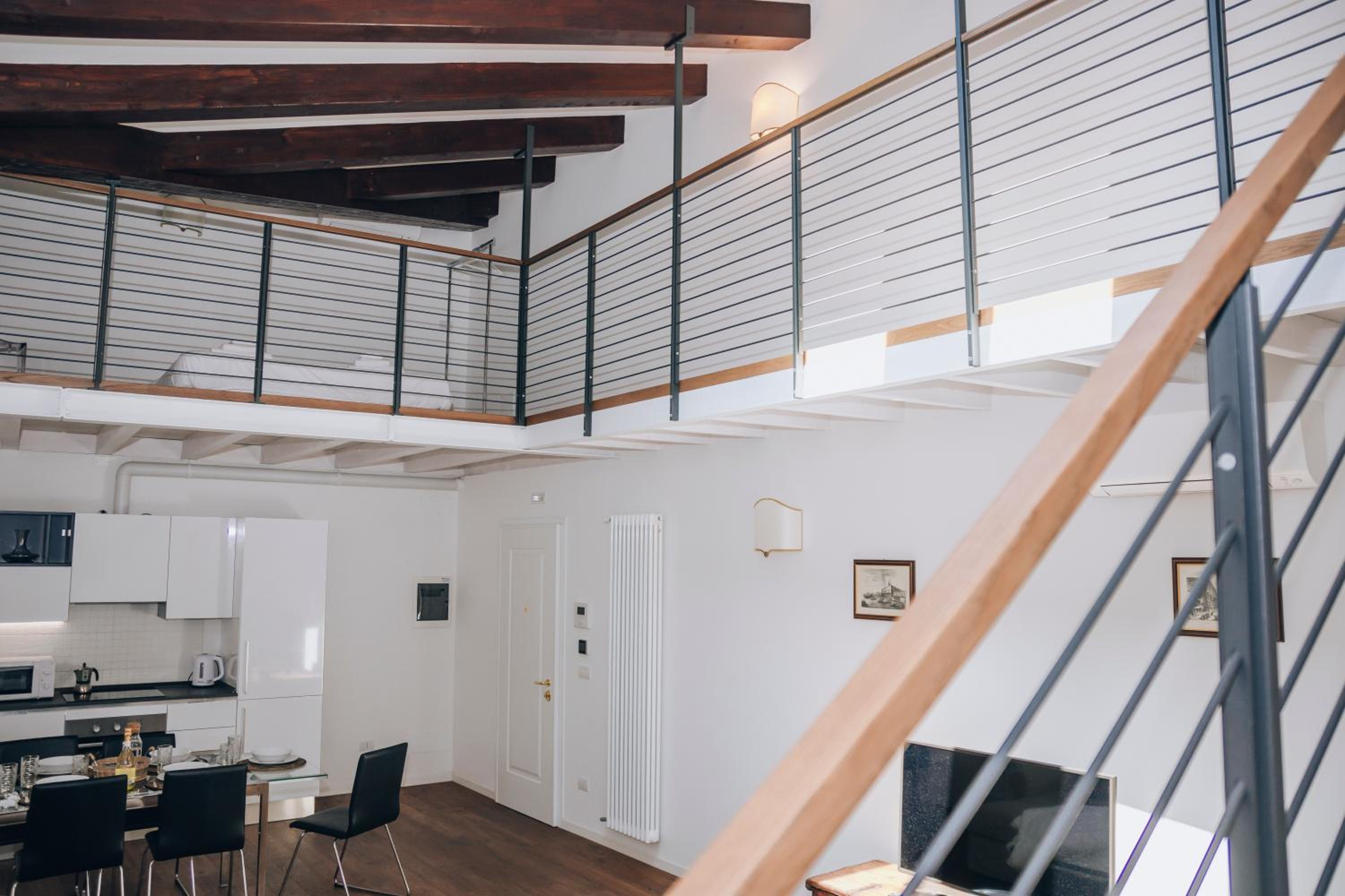 Guggenheim Luxury Suites By Bricola Apartments