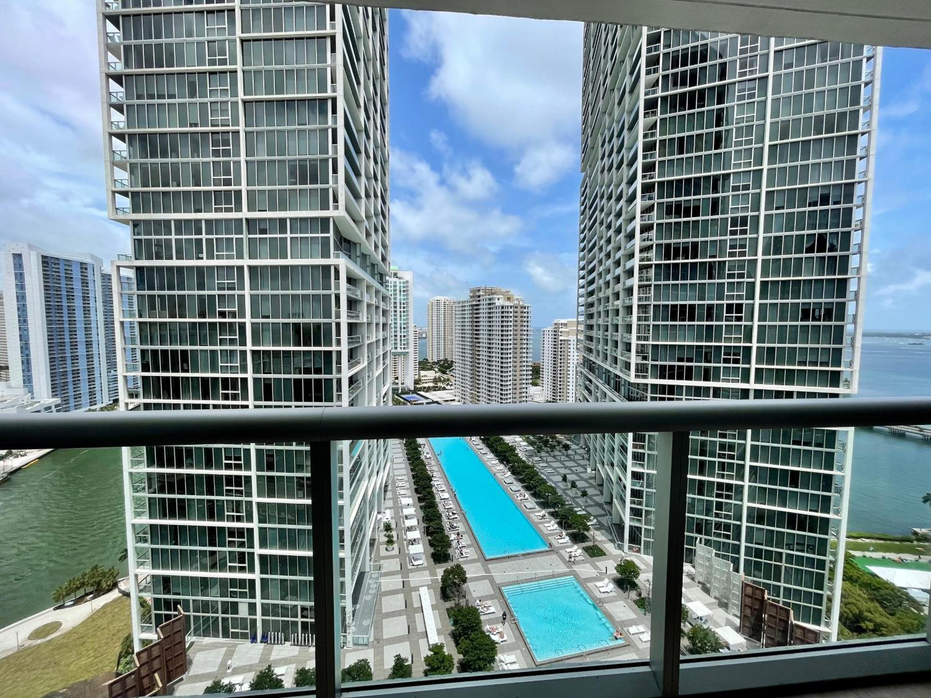 Iconbrickell