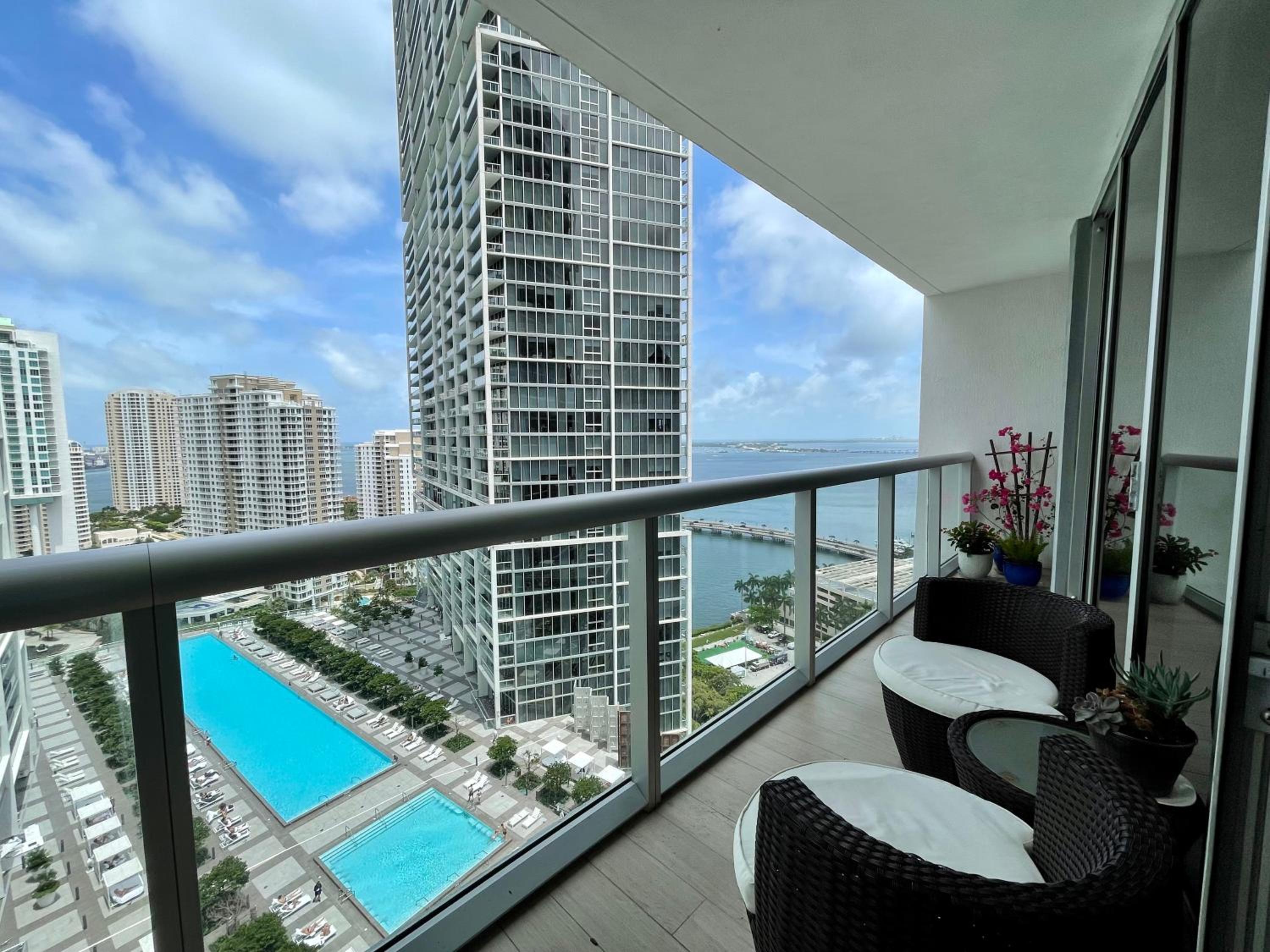 Iconbrickell