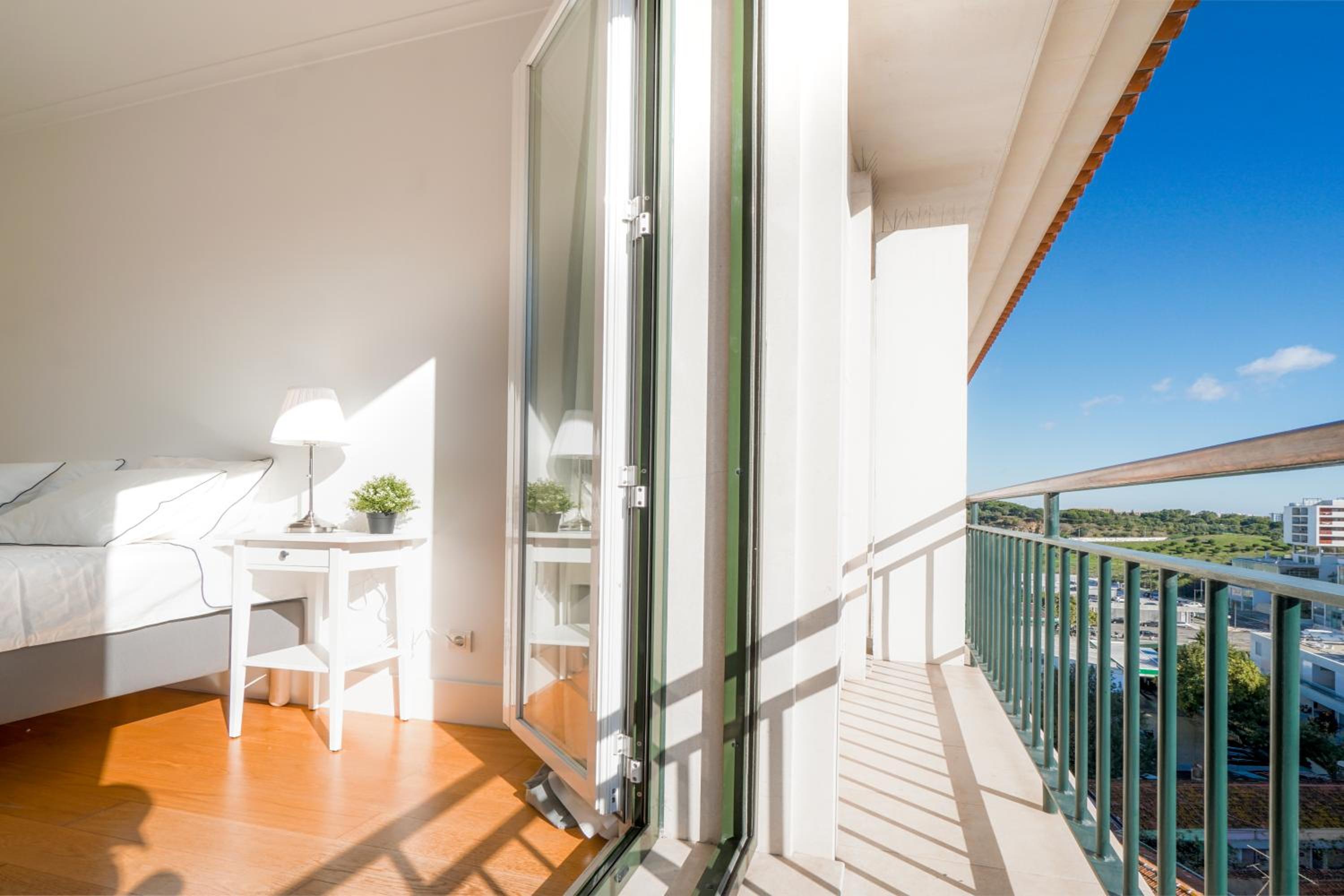 Lisbon Best Places - Rooftop view 2