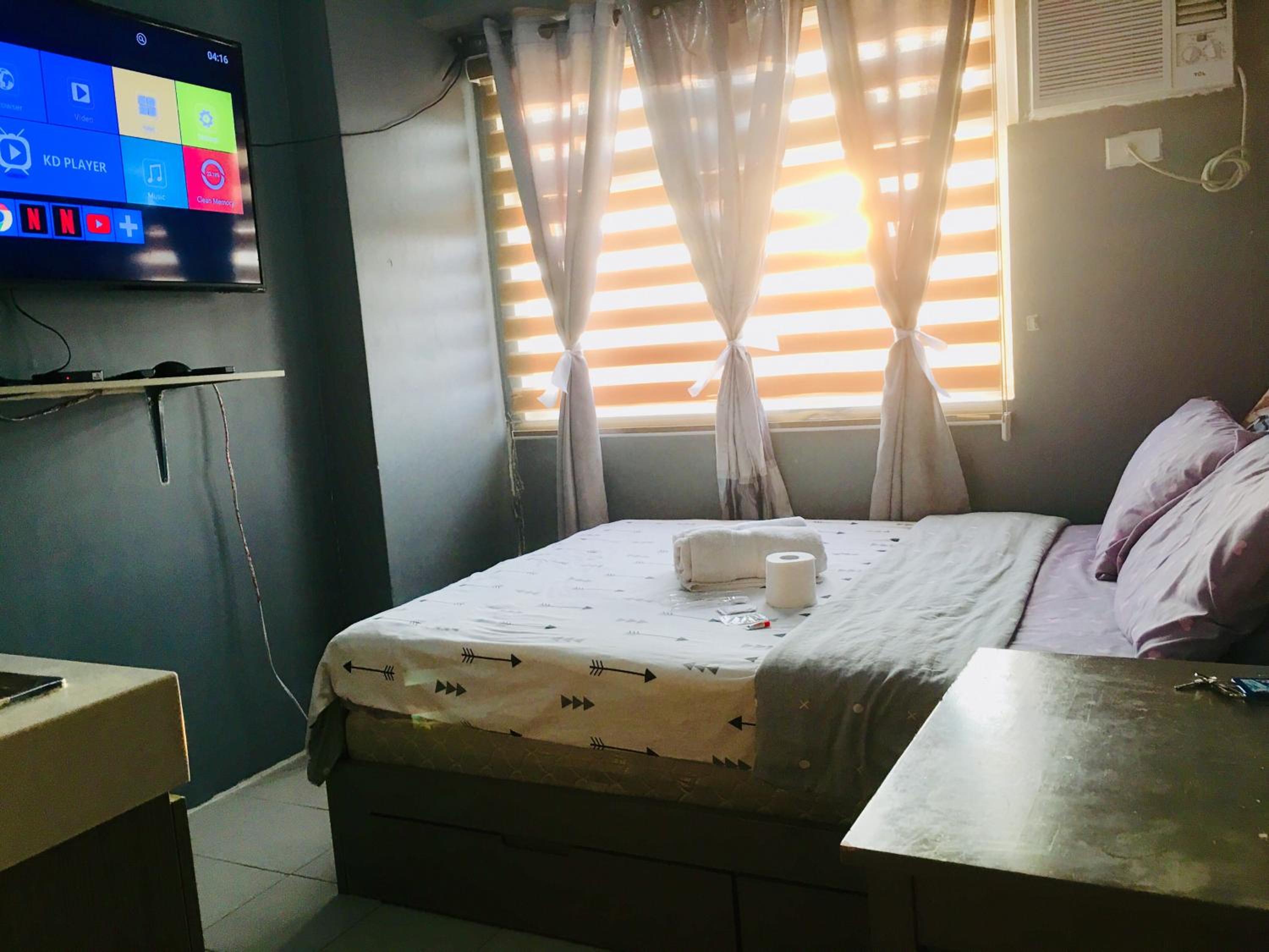 Booker Com in Mandaluyong view 2