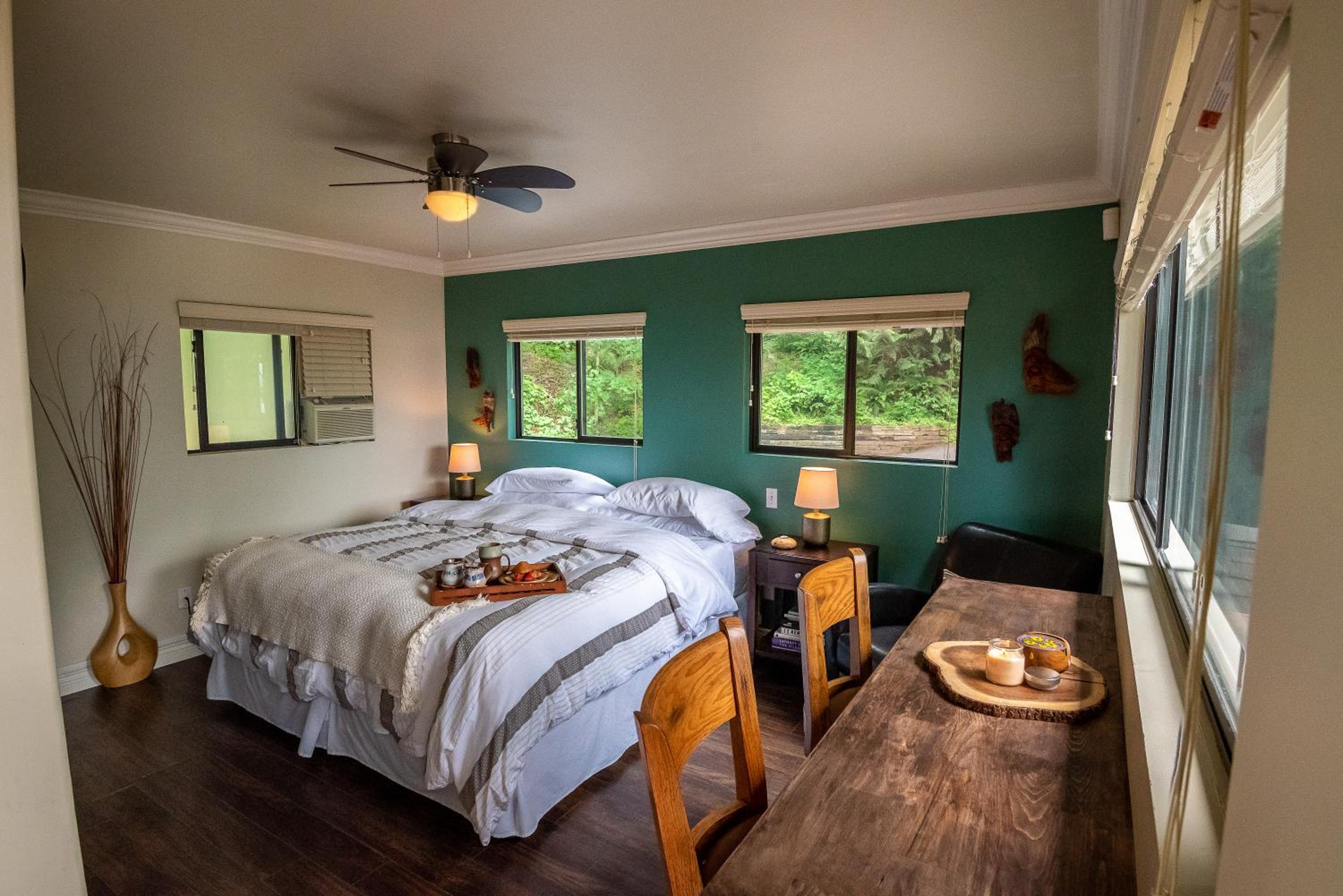 The Fraser River's Edge BB Lodge - Property Image 51