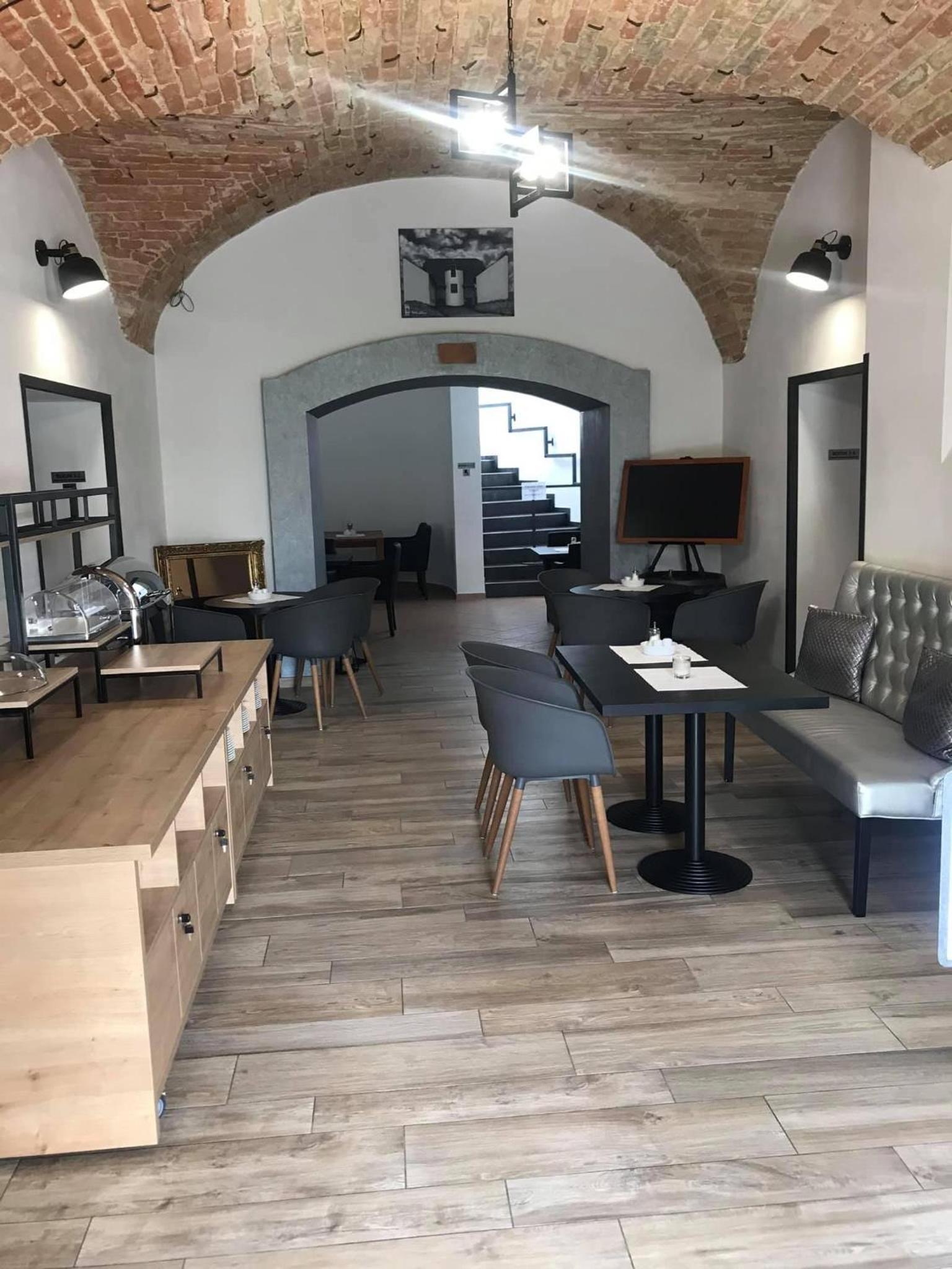 Hotel 14Dveří