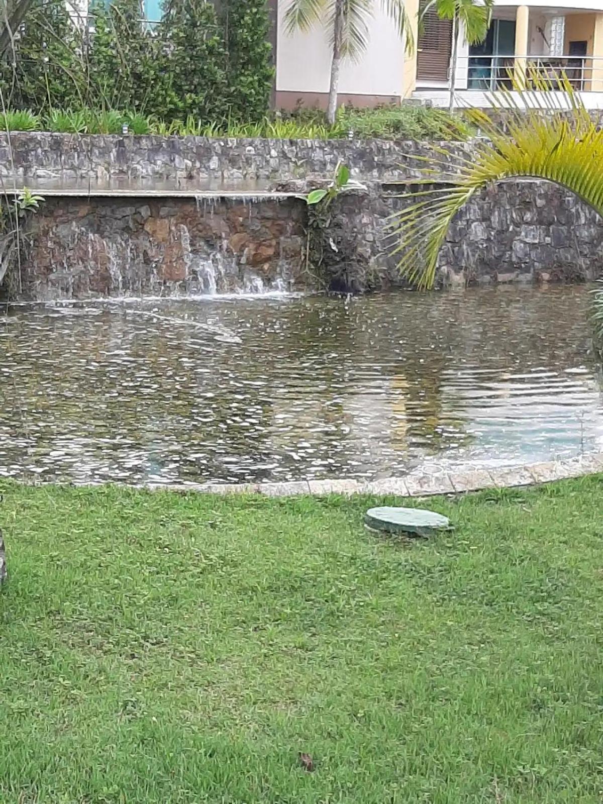 Belíssimo resort com águas termais